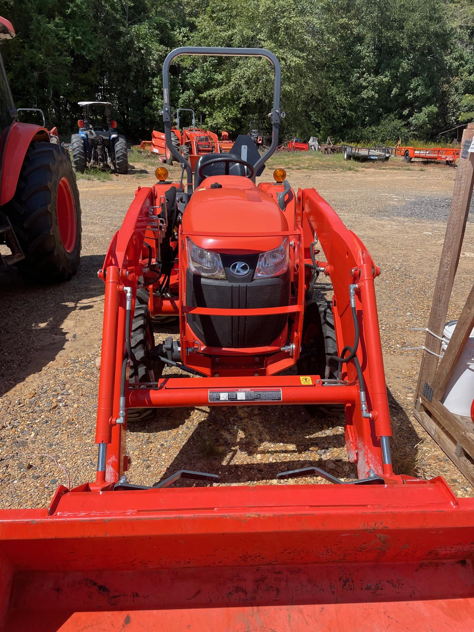Fallin Tractor Magnolia Ar - vtxftfb