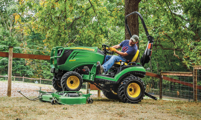 John Deere 1023e Vs 1025r What Are The Differences John Deere 1023e Vs 1025r What Are The Differences