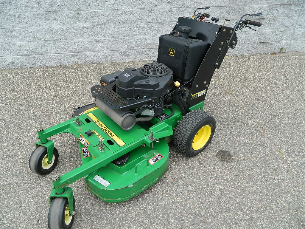 John Deere WH36A 36" Commercial Hydro Drive Walkbehind Mower