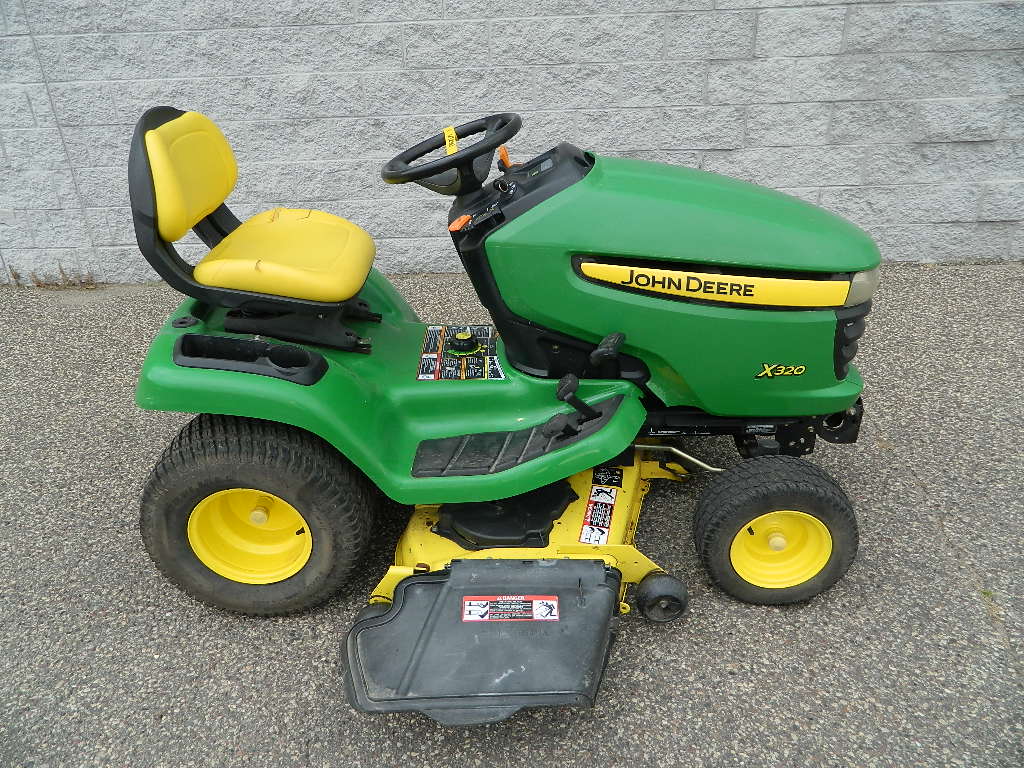 John Deere X320-48" Mower w/22hp Kawasaki motor