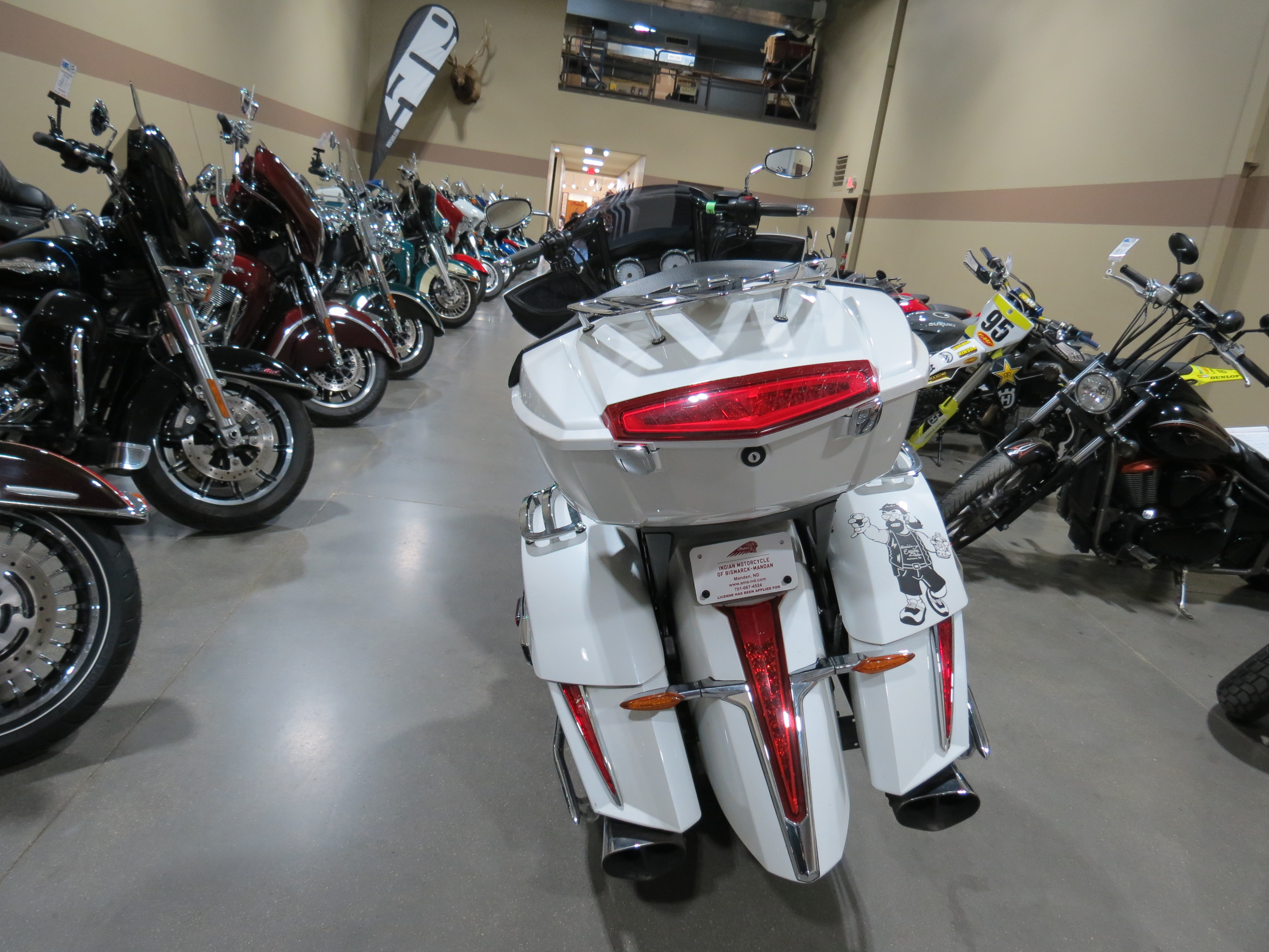 2016 Victory Motorcycles Cross Country Tour® for Sale | Action