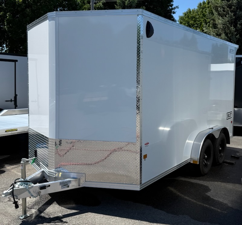 2027 E-Z Hauler