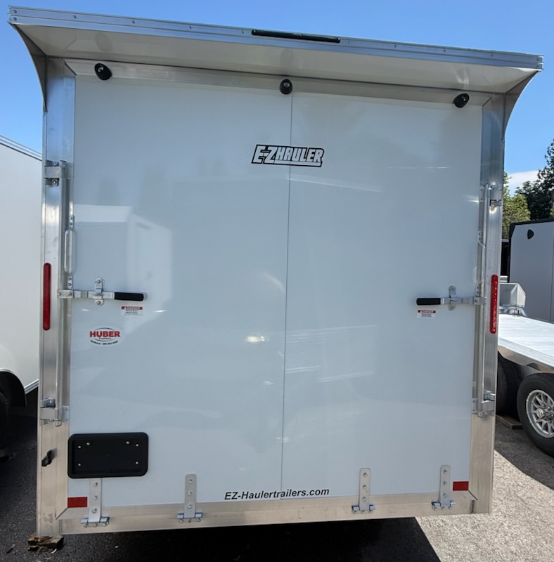 2027 E-Z Hauler photo 2