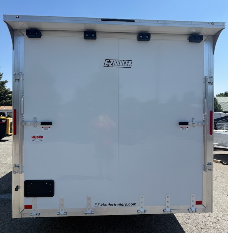 2027 E-Z Hauler photo 2