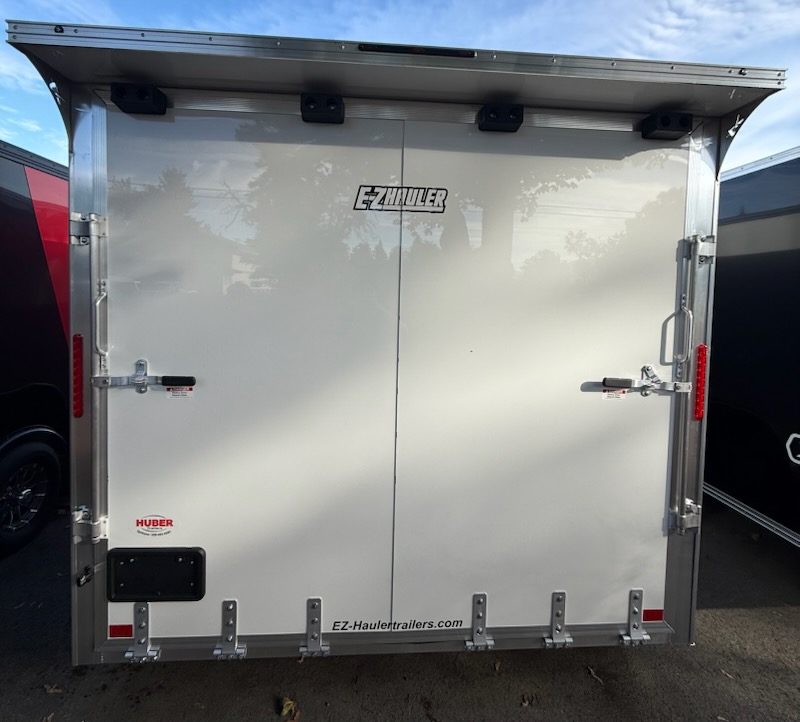 2027 E-Z Hauler photo 2