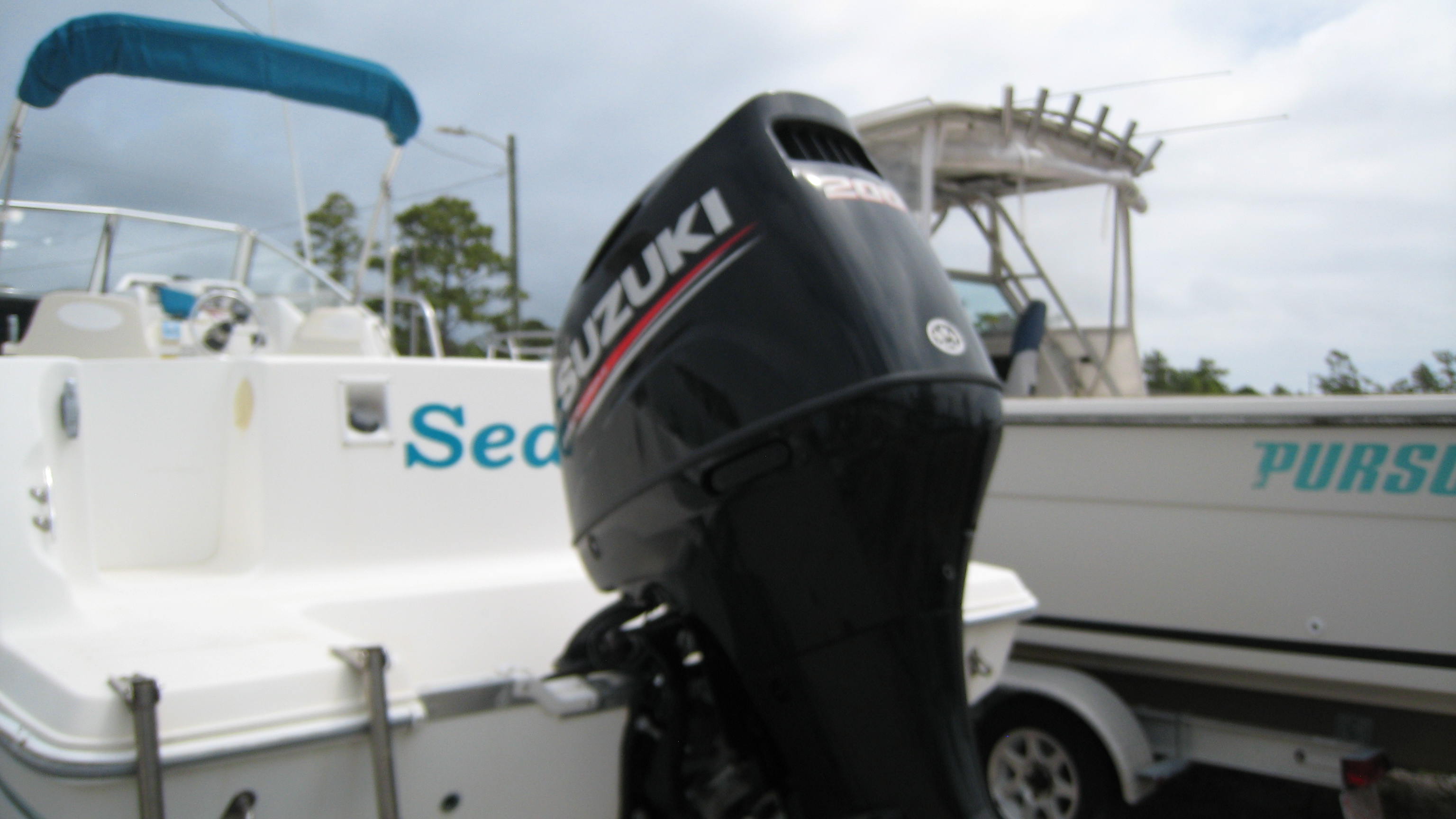 Used 1999 Aquasport 225 EXPLORER/ w/2020 DF200ATX2 SUZUKI