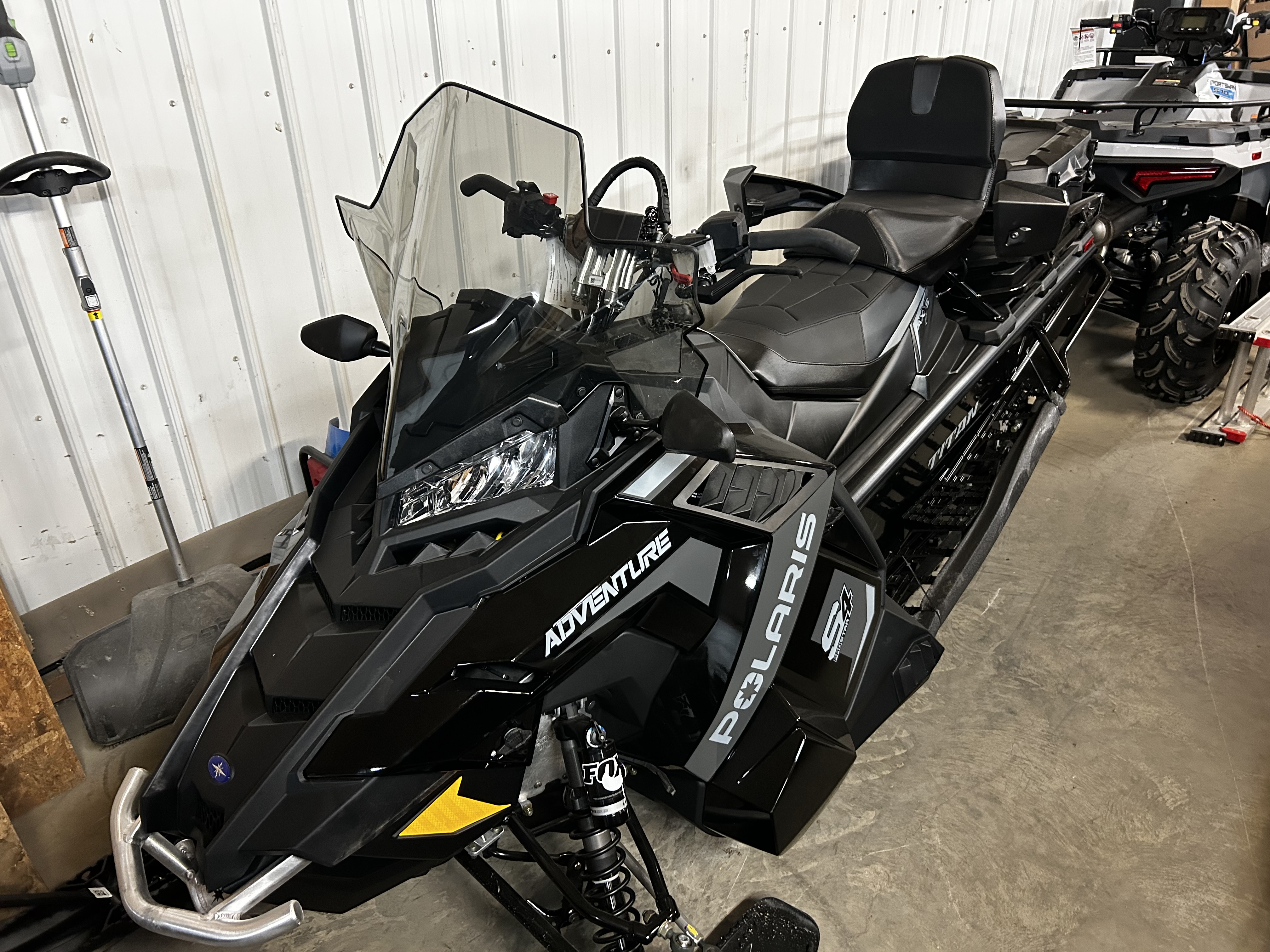 2025 Polaris TITAN® Prostar S4 Adventure 155 - Photo 2
