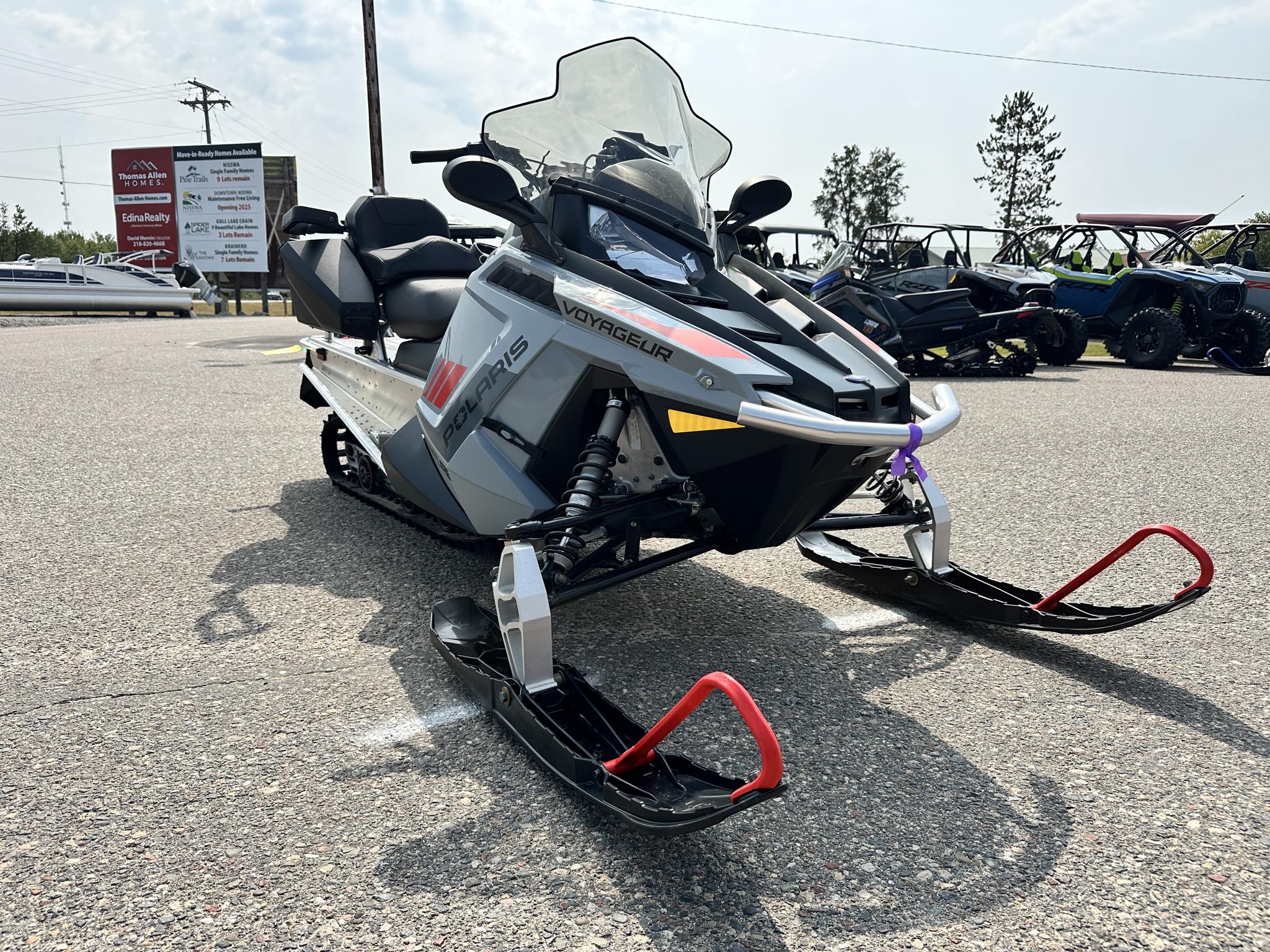 2024 Polaris 550 VOYAGEUR ADVENTURE 144 ES - GRY/RED-RAW-RAW-STD - Photo 5