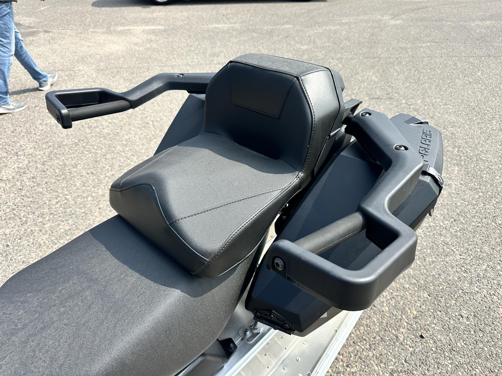 2024 Polaris 550 VOYAGEUR ADVENTURE 144 ES - GRY/RED-RAW-RAW-STD - Photo 8