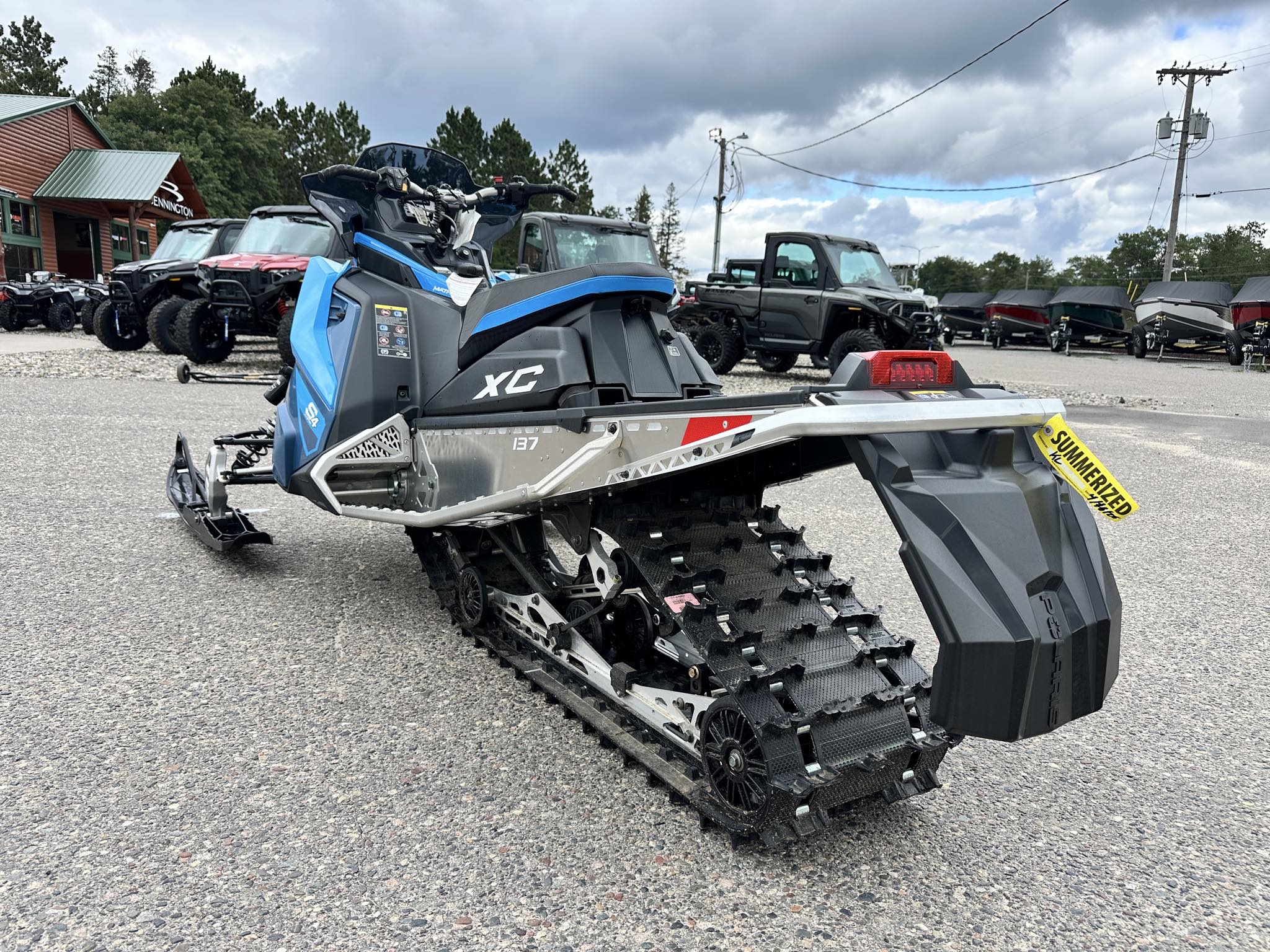 2024 Polaris S4 INDY XC 137 ES - Photo 4