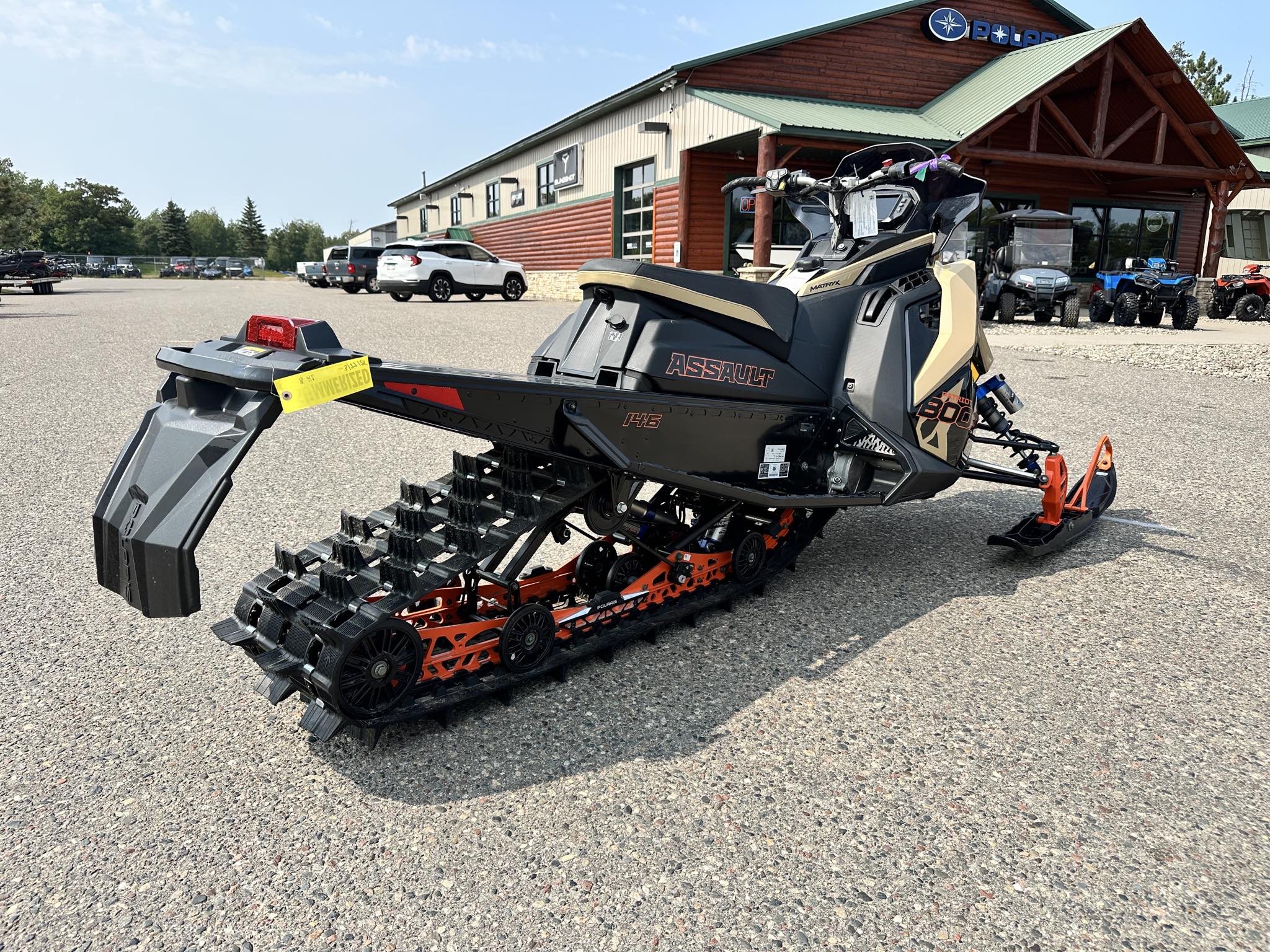2024 Polaris BOOST SWITCHBACK ASSAULT 146 ES - Photo 2