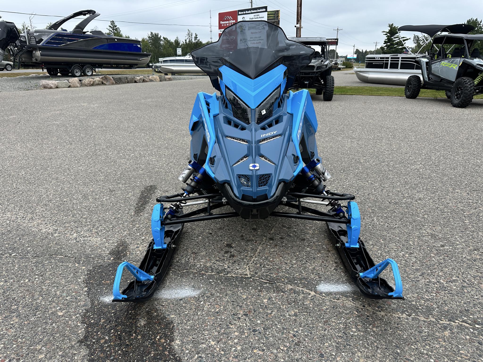 2024 Polaris BOOST INDY VR1 137 ES - BLU/BLU-BLU-BLU-7s - Photo 2