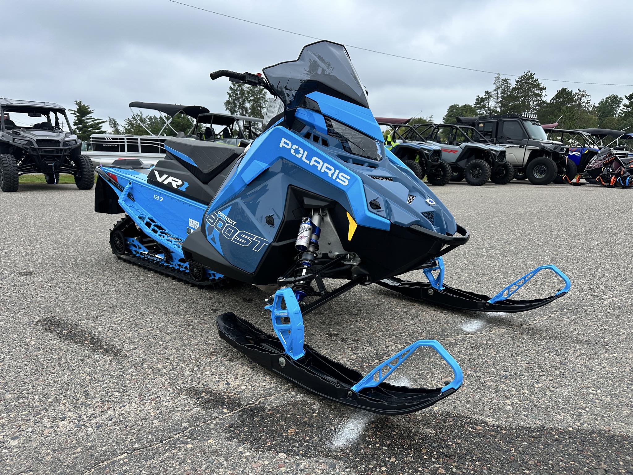 2024 Polaris BOOST INDY VR1 137 ES - BLU/BLU-BLU-BLU-7s - Photo 3