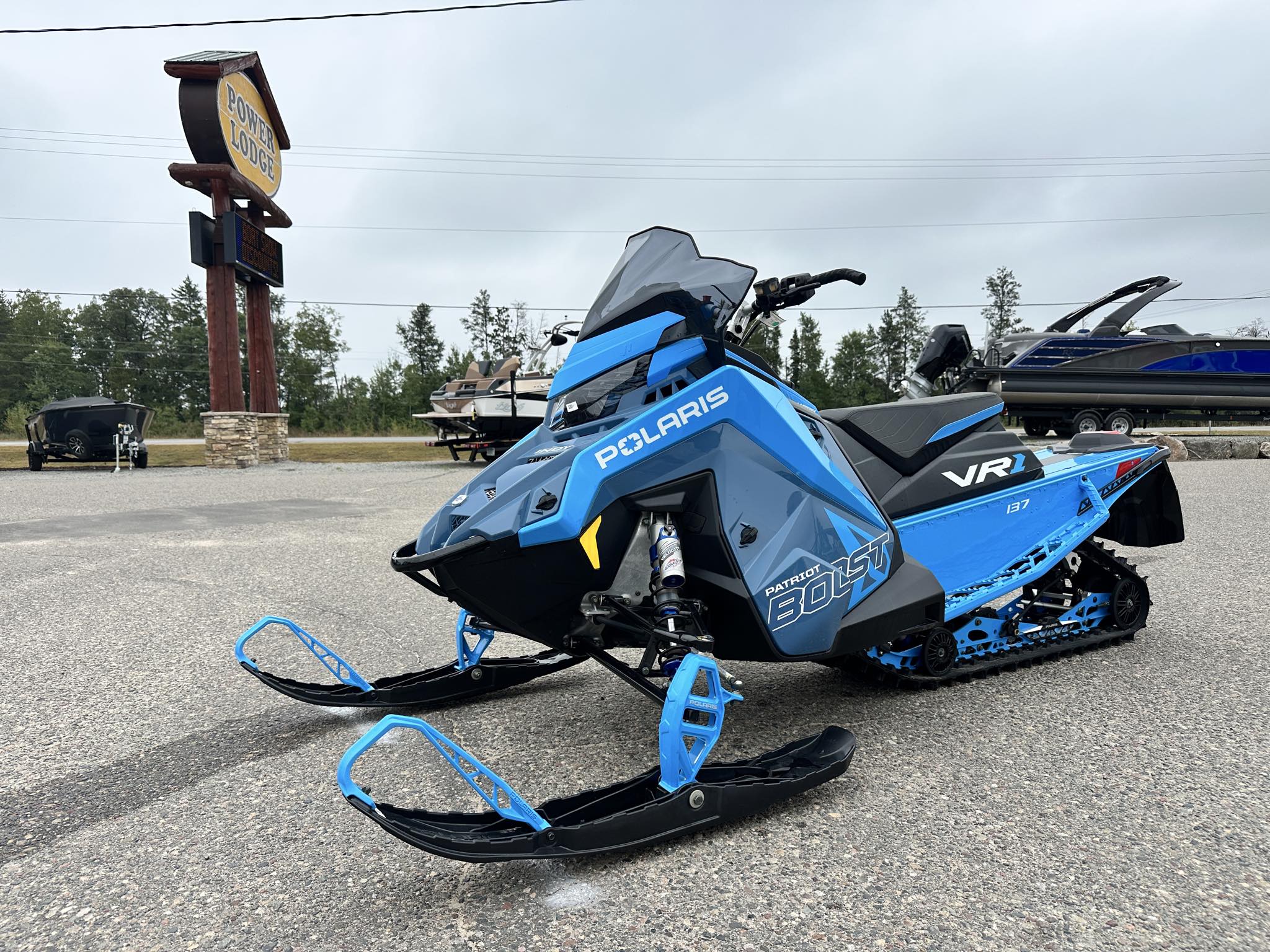 2024 Polaris BOOST INDY VR1 137 ES - BLU/BLU-BLU-BLU-7s