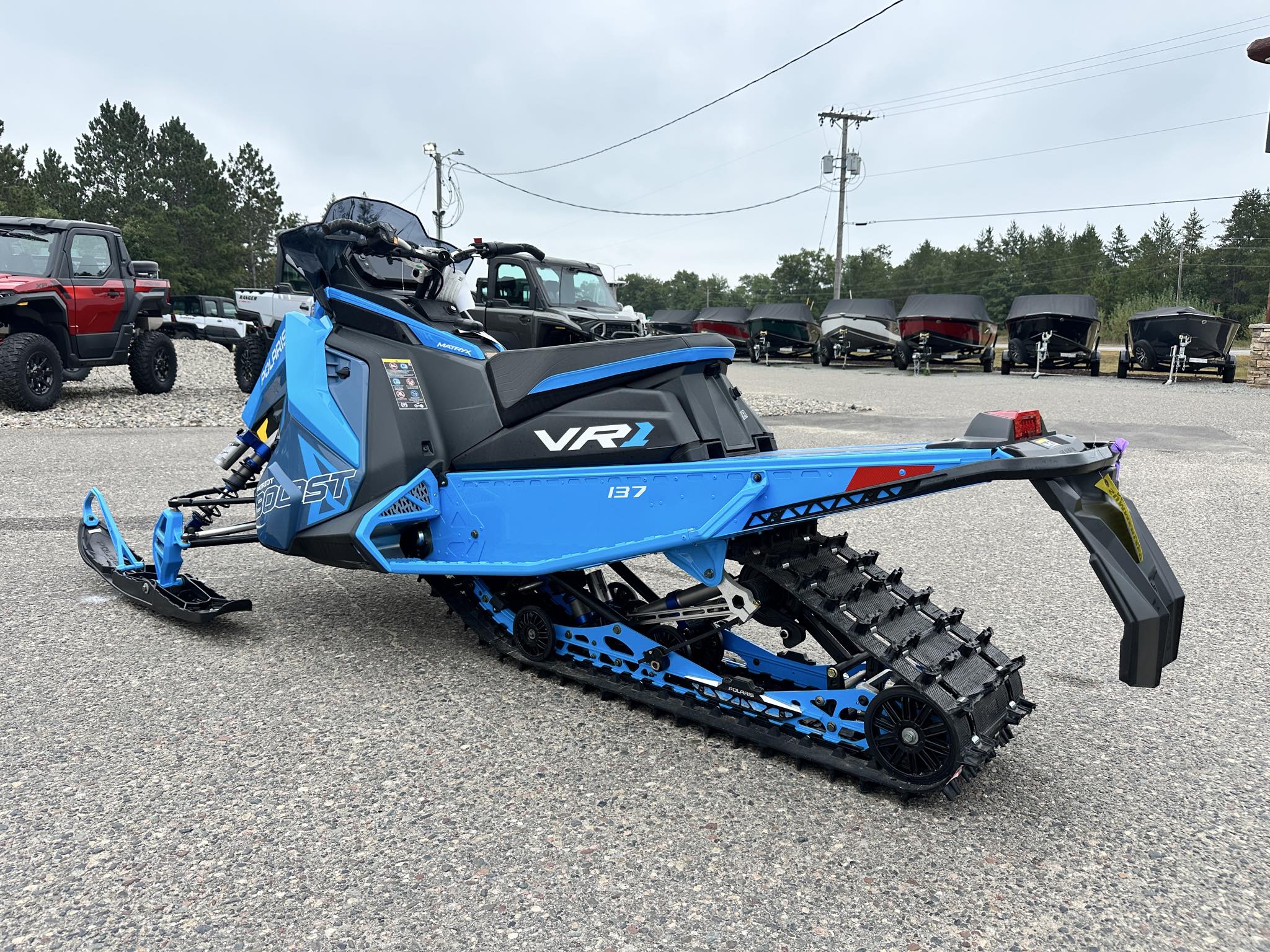 2024 Polaris BOOST INDY VR1 137 ES - BLU/BLU-BLU-BLU-7s - Photo 10
