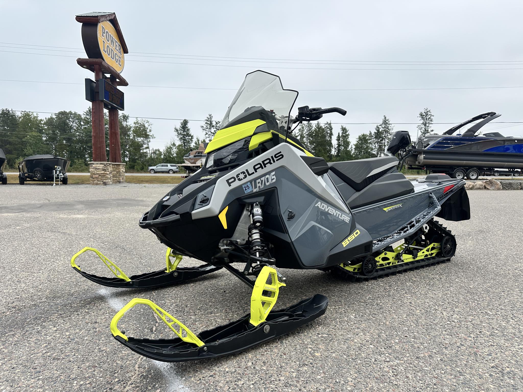 2022 Polaris 850 INDY ADVENTURE 137