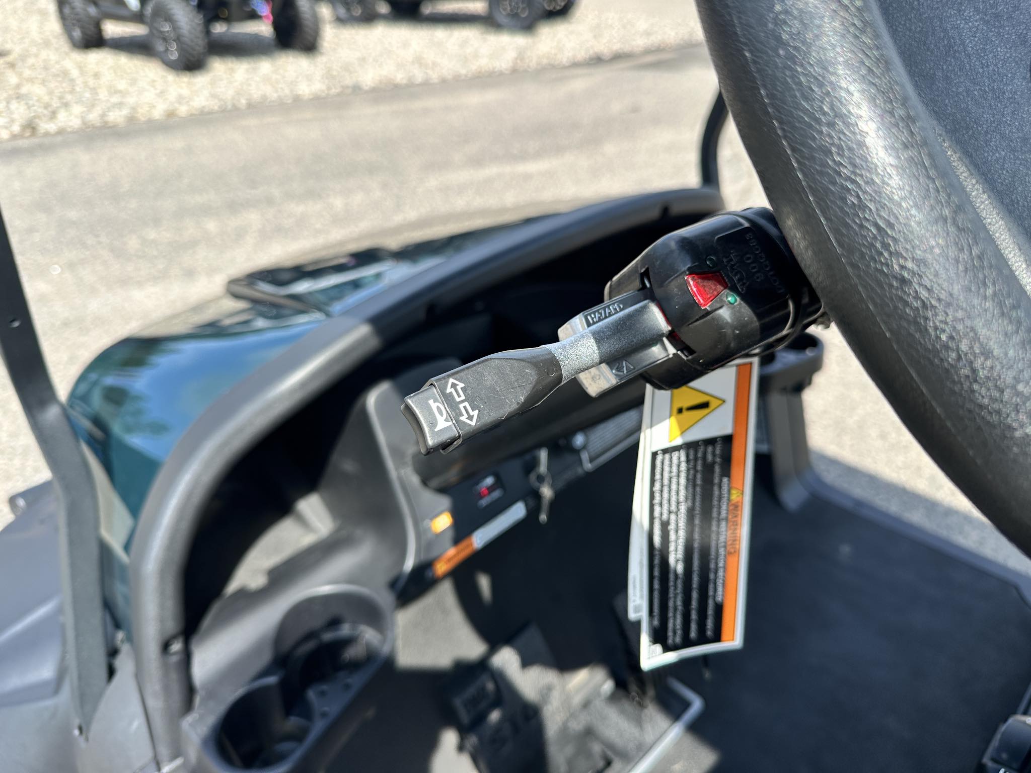 2024 Club Car 4 PASSENGER LIFTED ELECTRIC (DC) - Photo 2