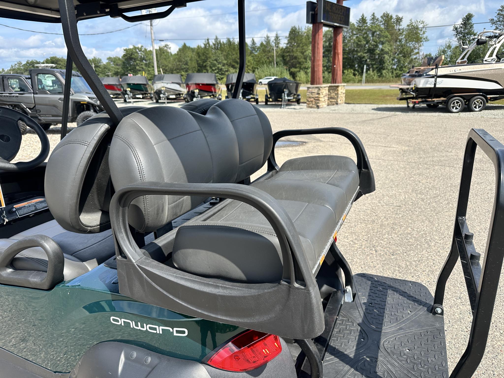 2024 Club Car 4 PASSENGER LIFTED ELECTRIC (DC) - Photo 3