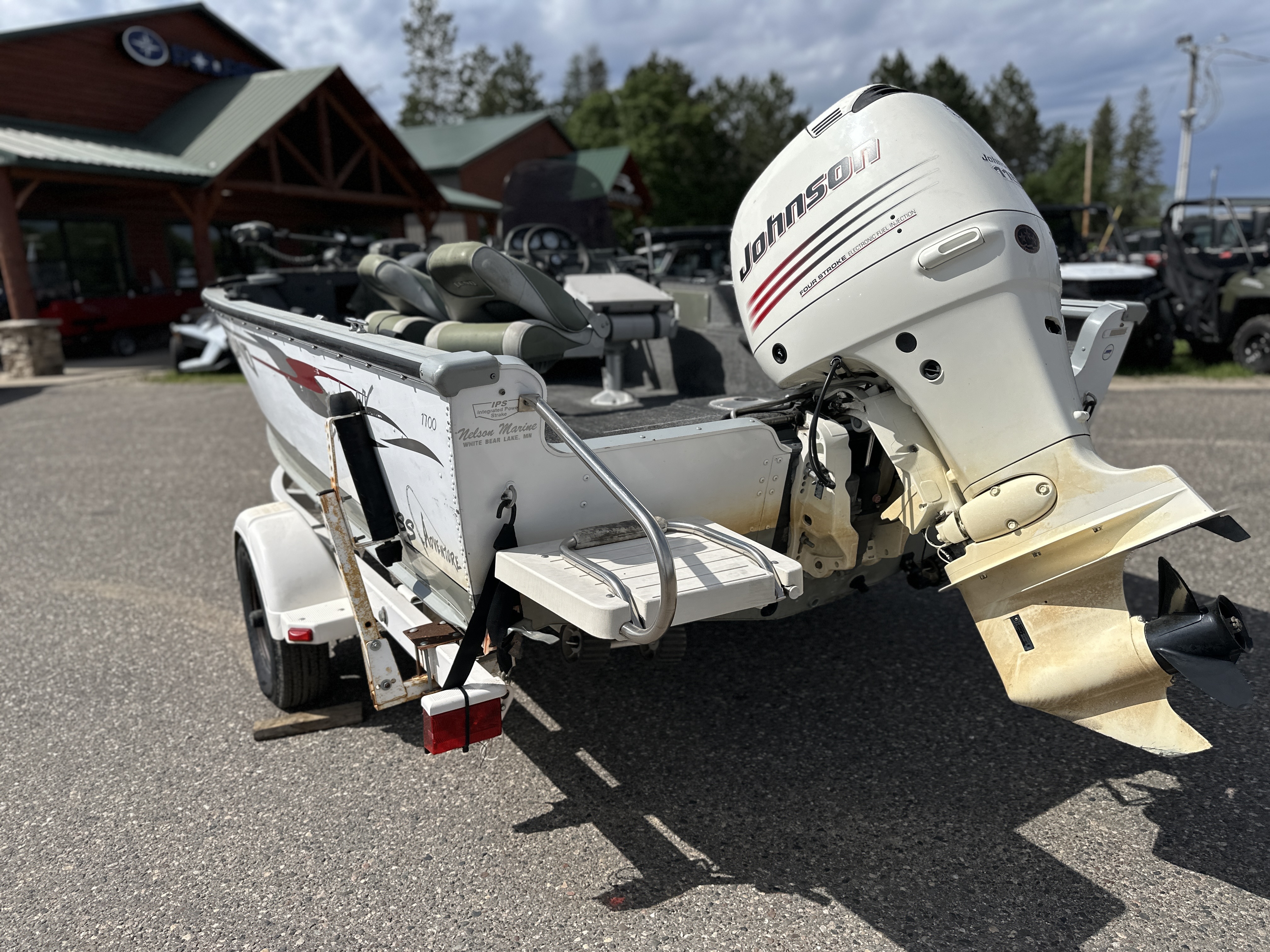 2004 Lund 1700 EXPLORER - Photo 2