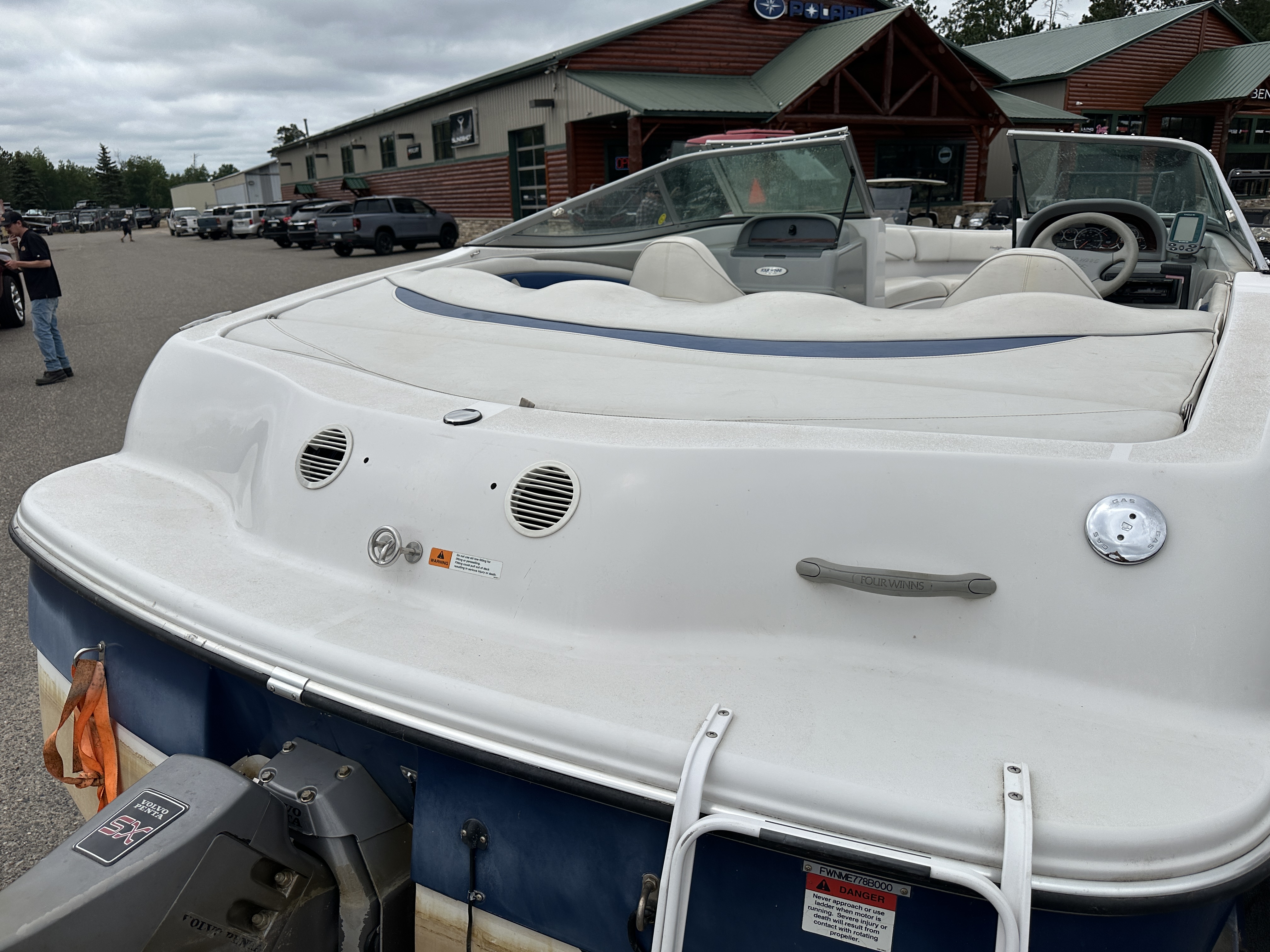 2000 Four Winns 180 Horizon - Photo 17