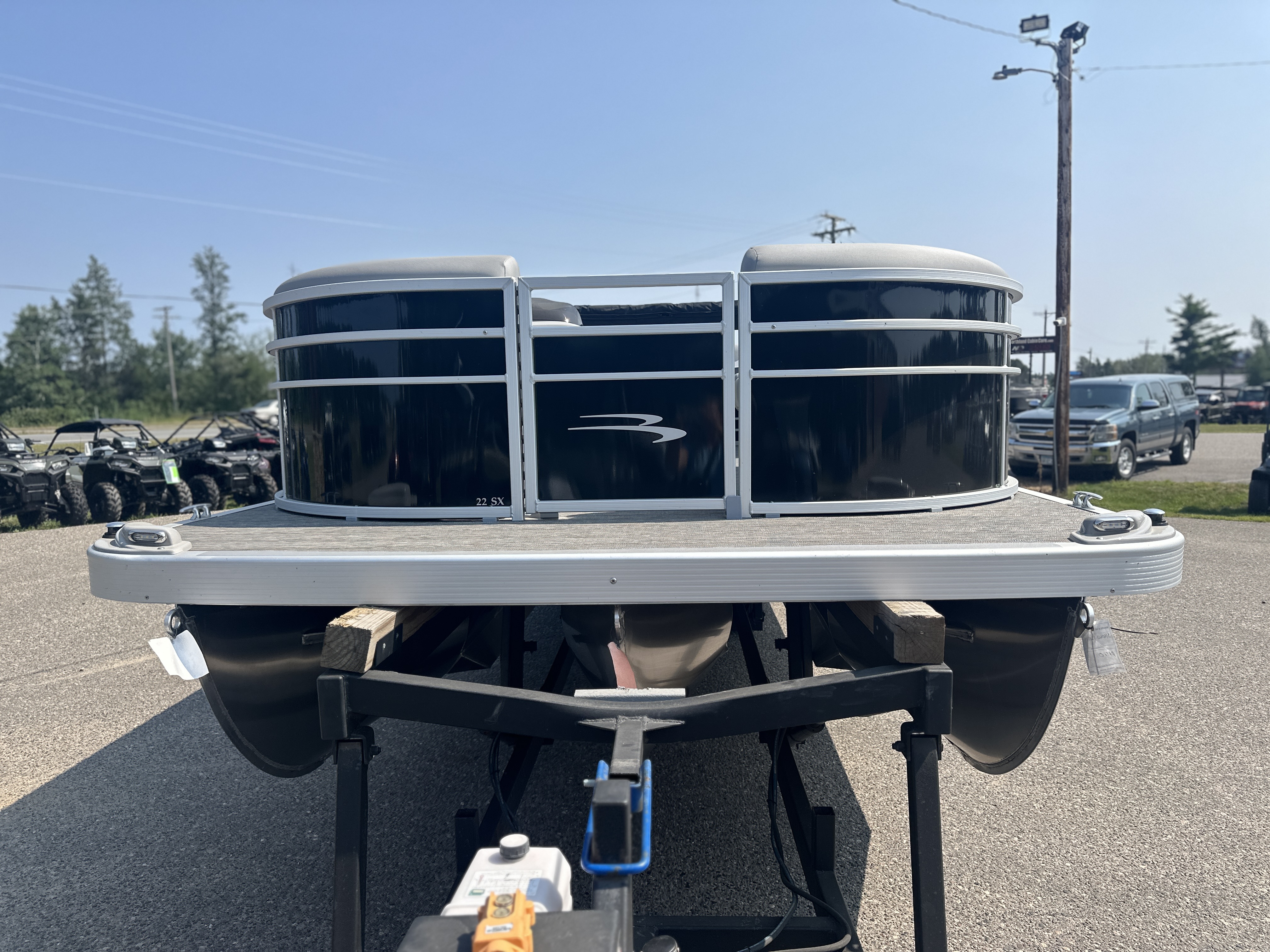 2024 Bennington 22 SX - SWINGBACK SPS - F150XB - TRITOON - Photo 8