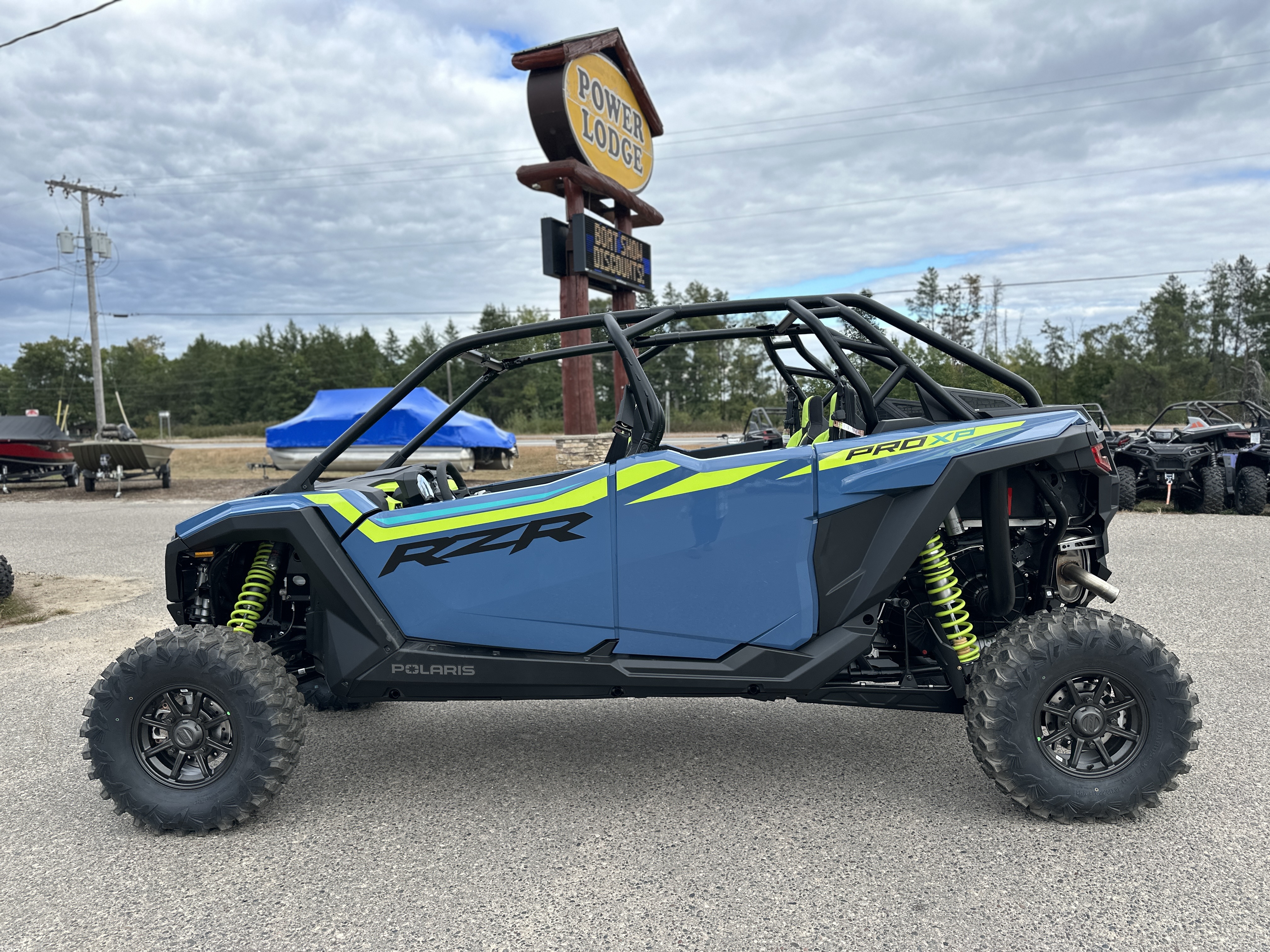 2025 Polaris RZR PRO XP 4 PREMIUM