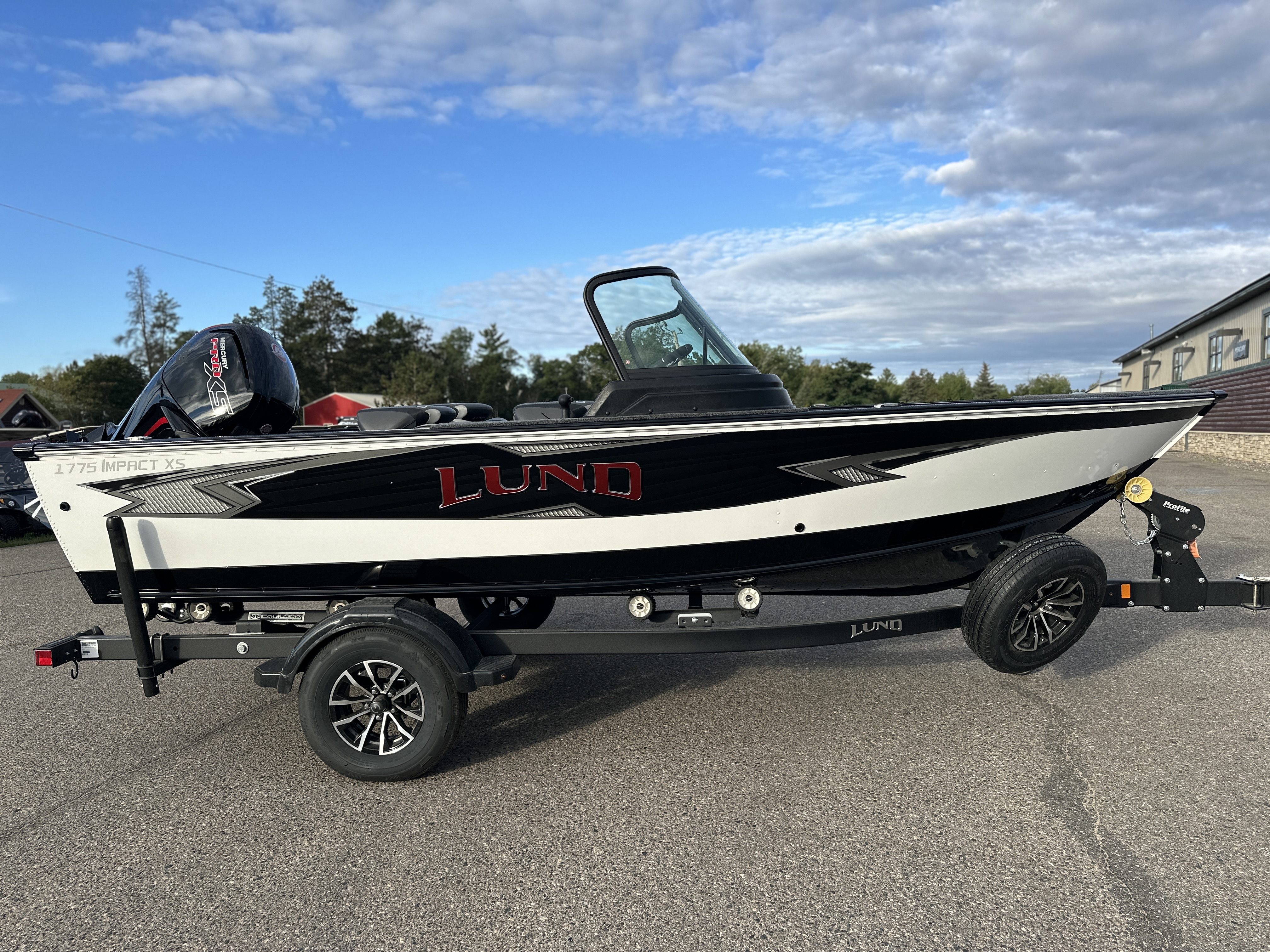 2025 Lund 1775 IMPACT XS - Photo 6