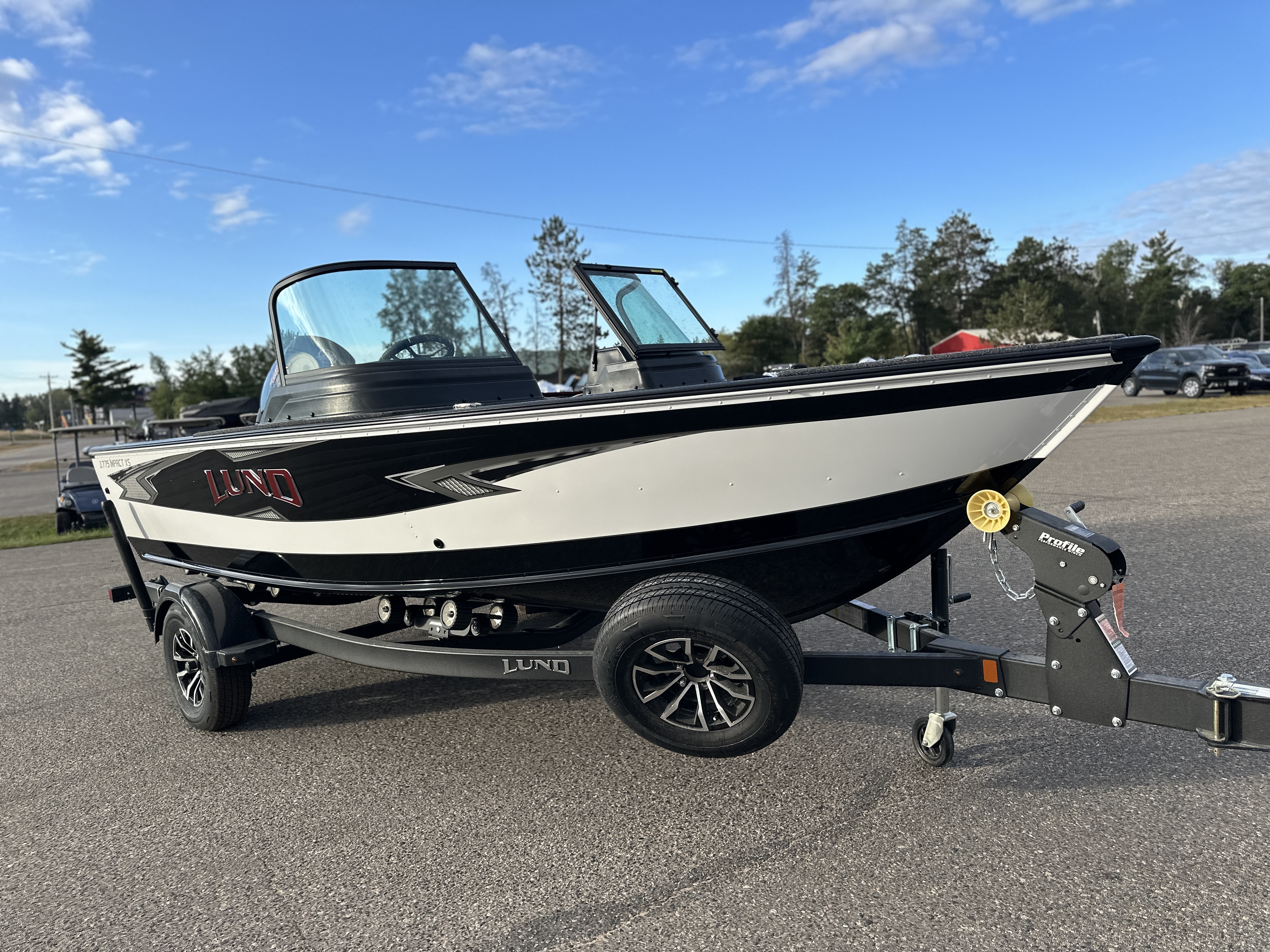 2025 Lund 1775 IMPACT XS - Photo 7
