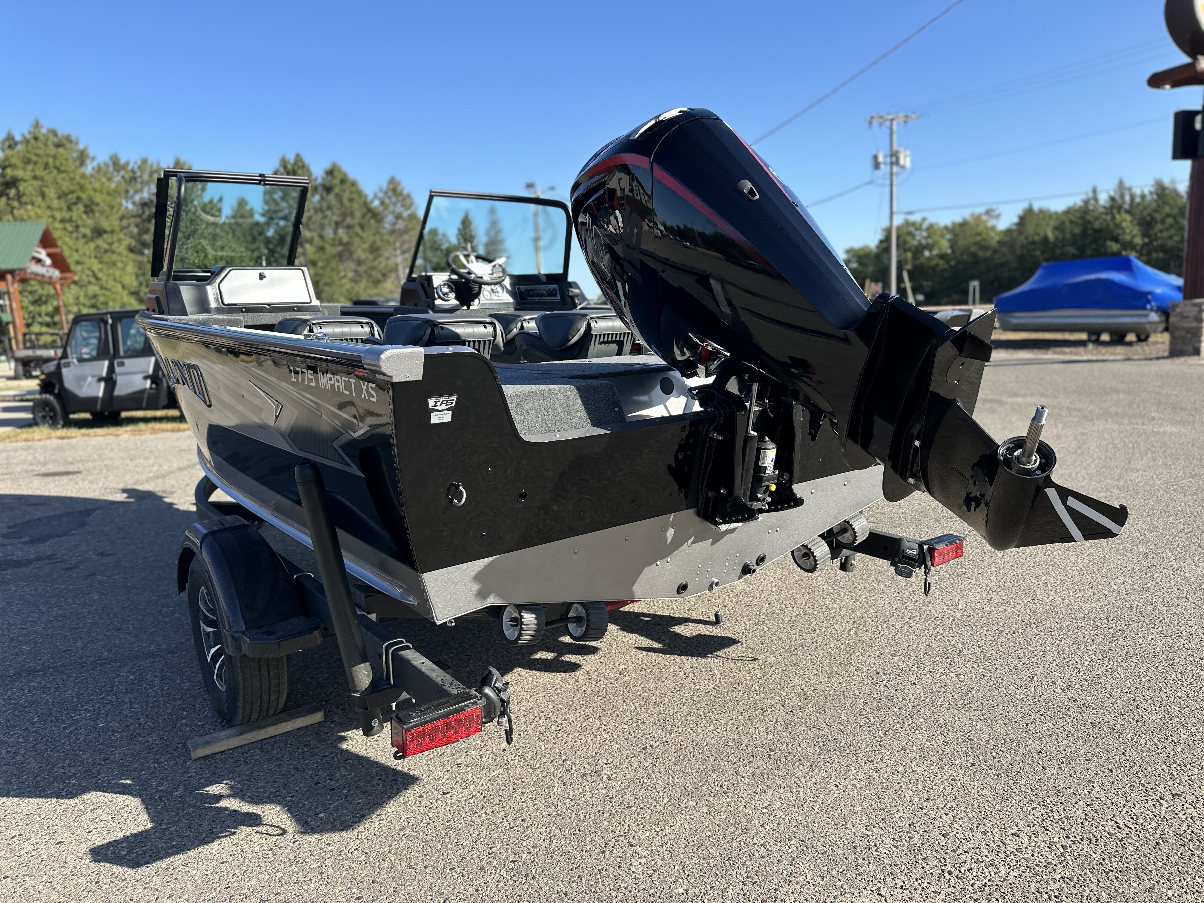 2025 Lund 1775 IMPACT XS - Photo 2