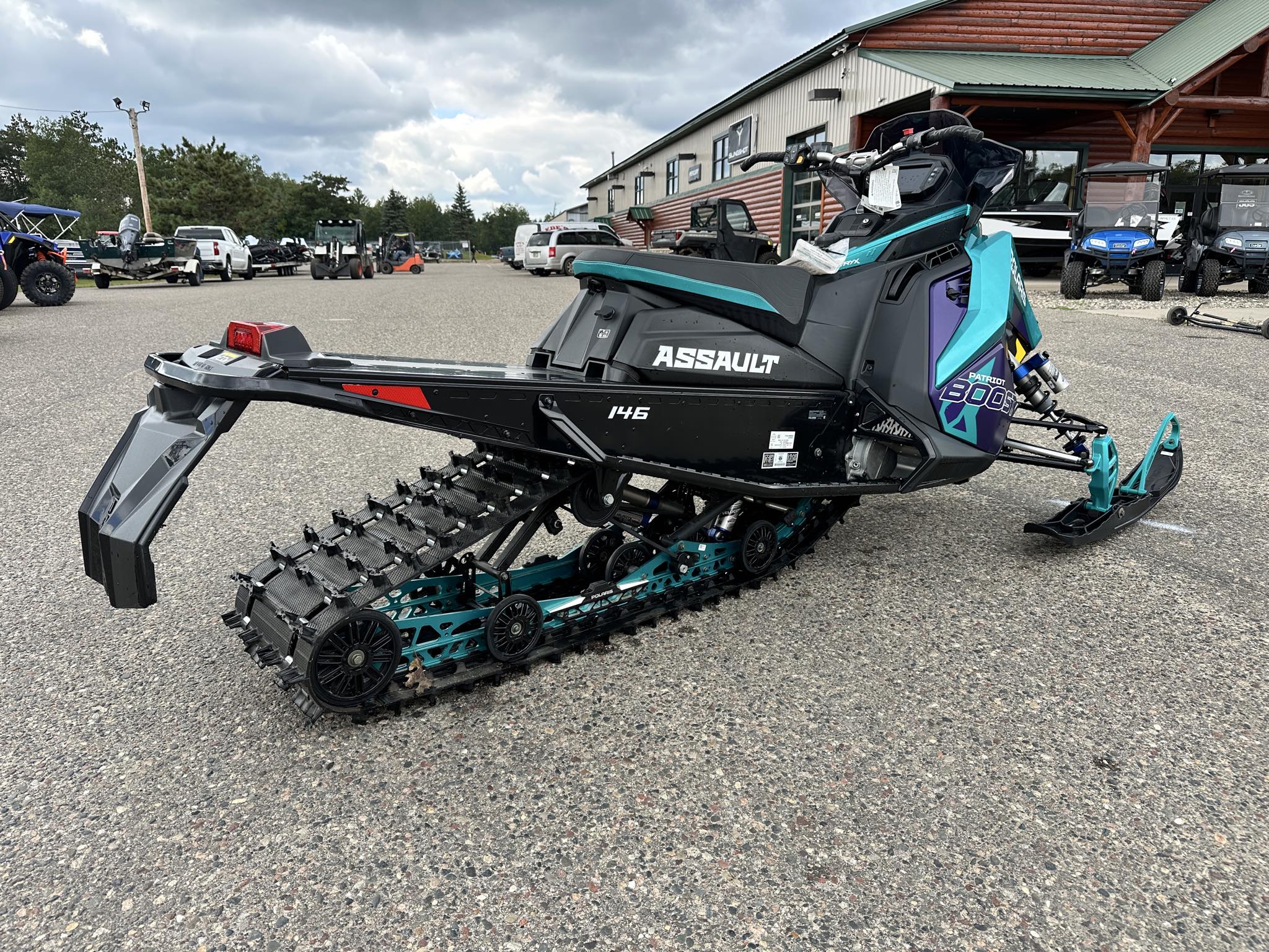 2024 Polaris BOOST SWITCHBACK ASSAULT 146 ES - Photo 8