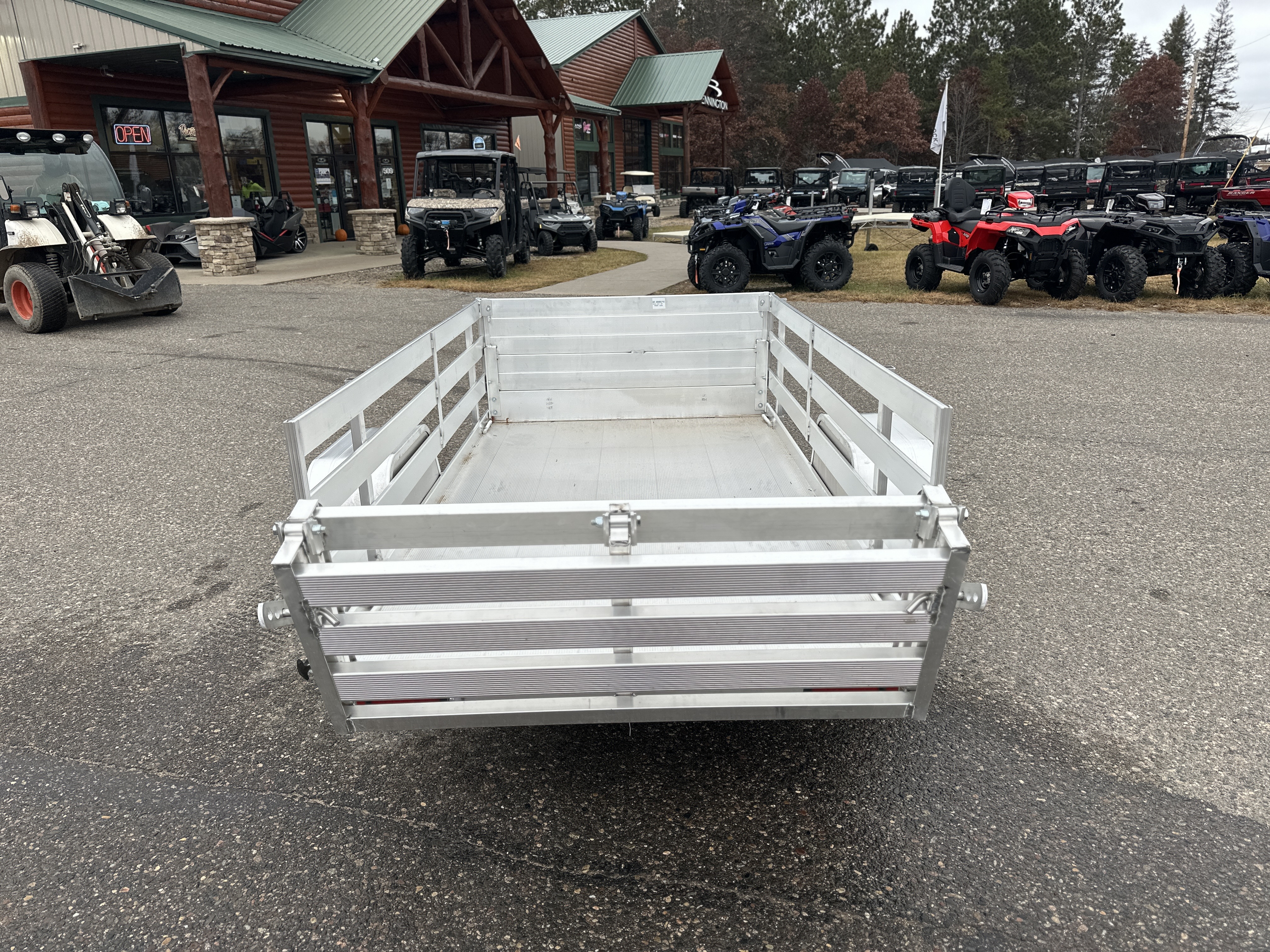2025 Aluma SINGLE AXLE BI-FOLD TAILGATE 548S-BT - Photo 3