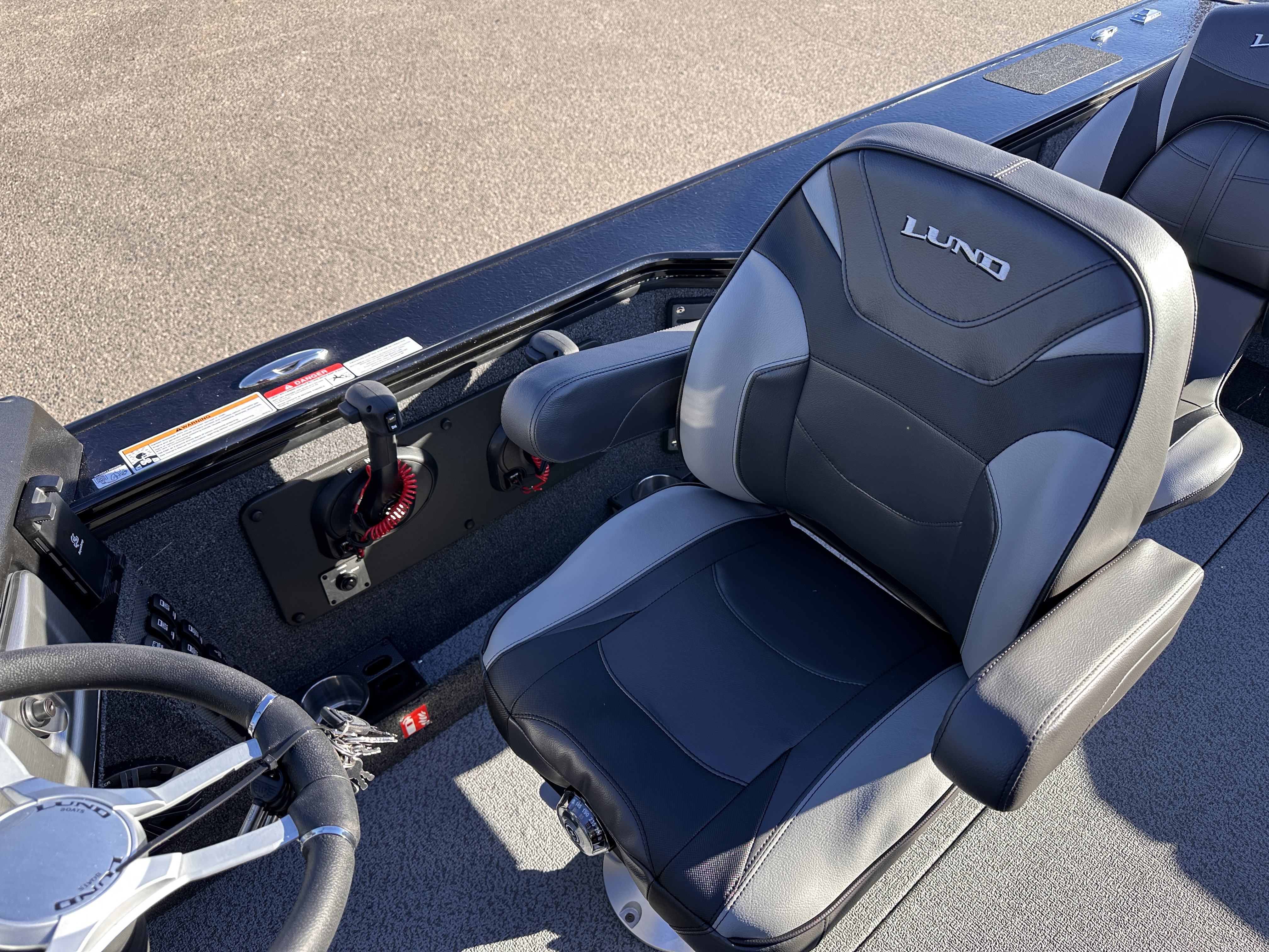 2025 Lund 1975 PRO V SPORT - Photo 9