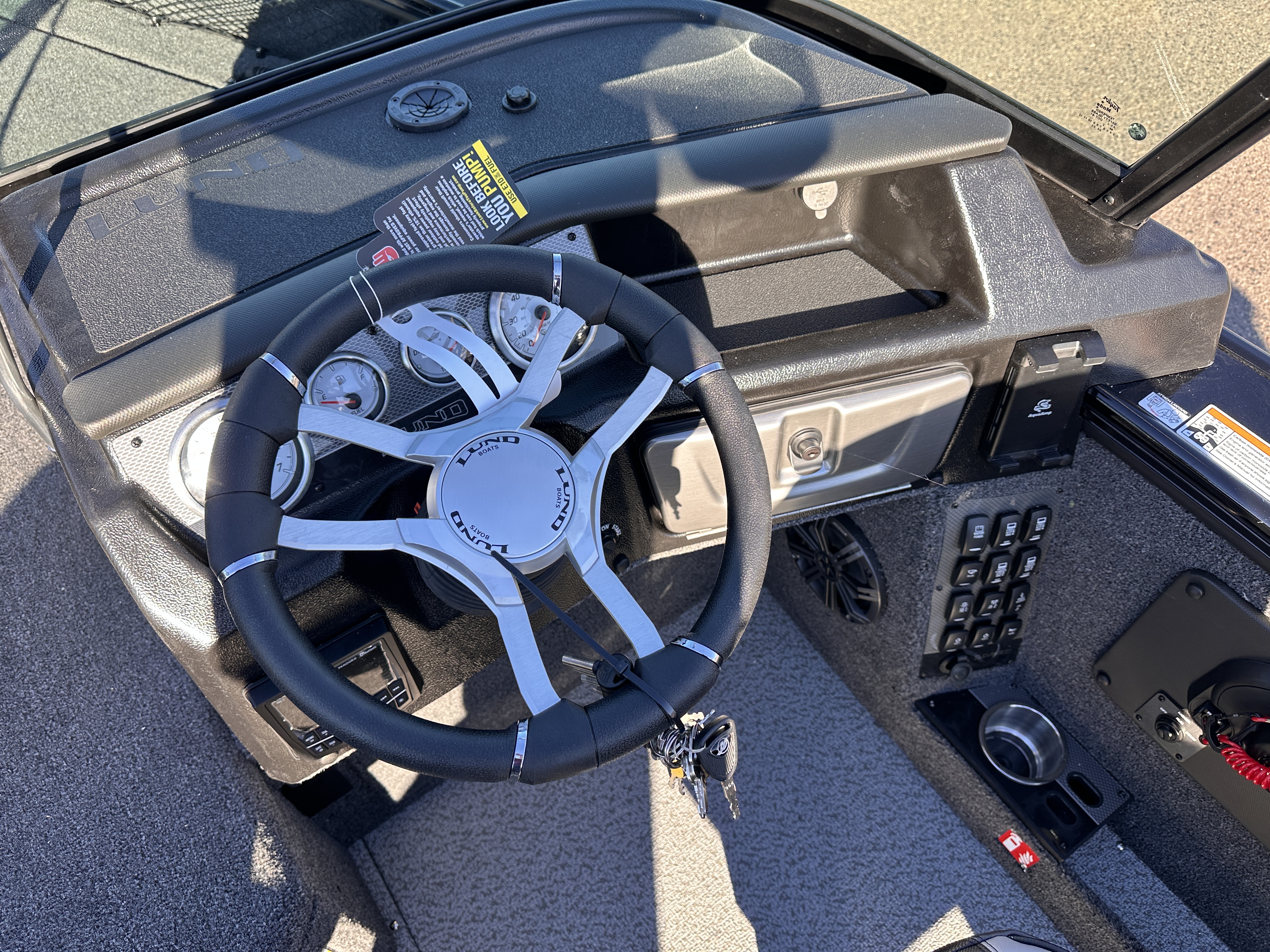 2025 Lund 1975 PRO V SPORT - Photo 10
