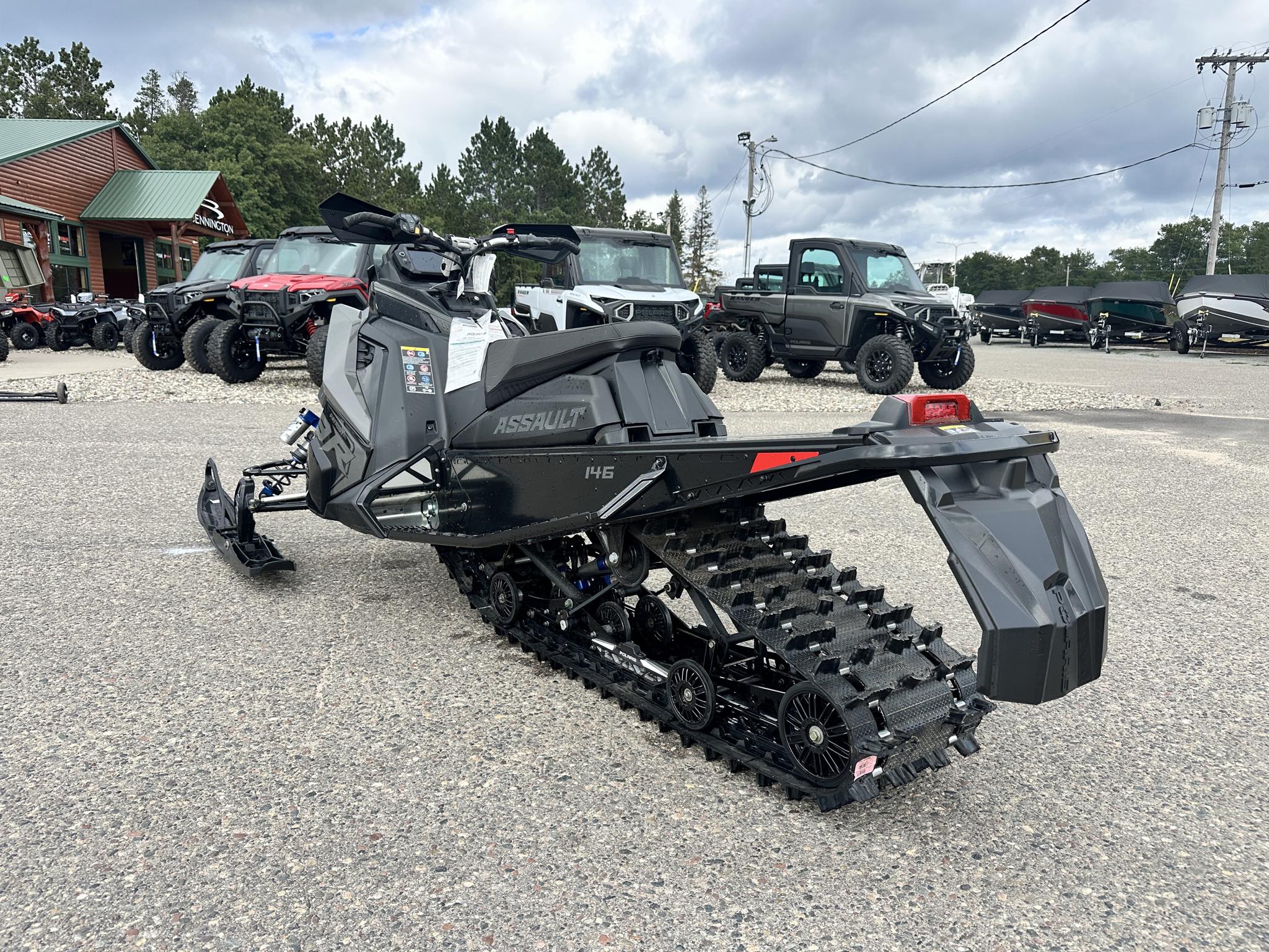 2025 Polaris 9R SWITCHBACK ASSAULT 146 - Photo 3