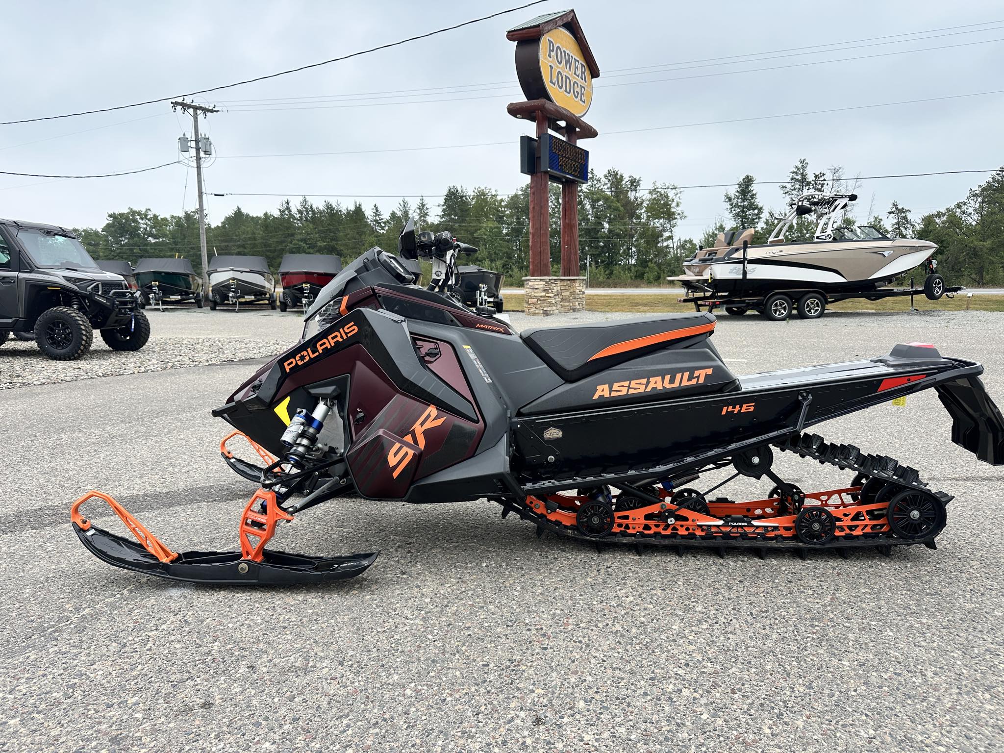 2025 Polaris 9R SWITCHBACK ASSAULT 146 - Photo 2