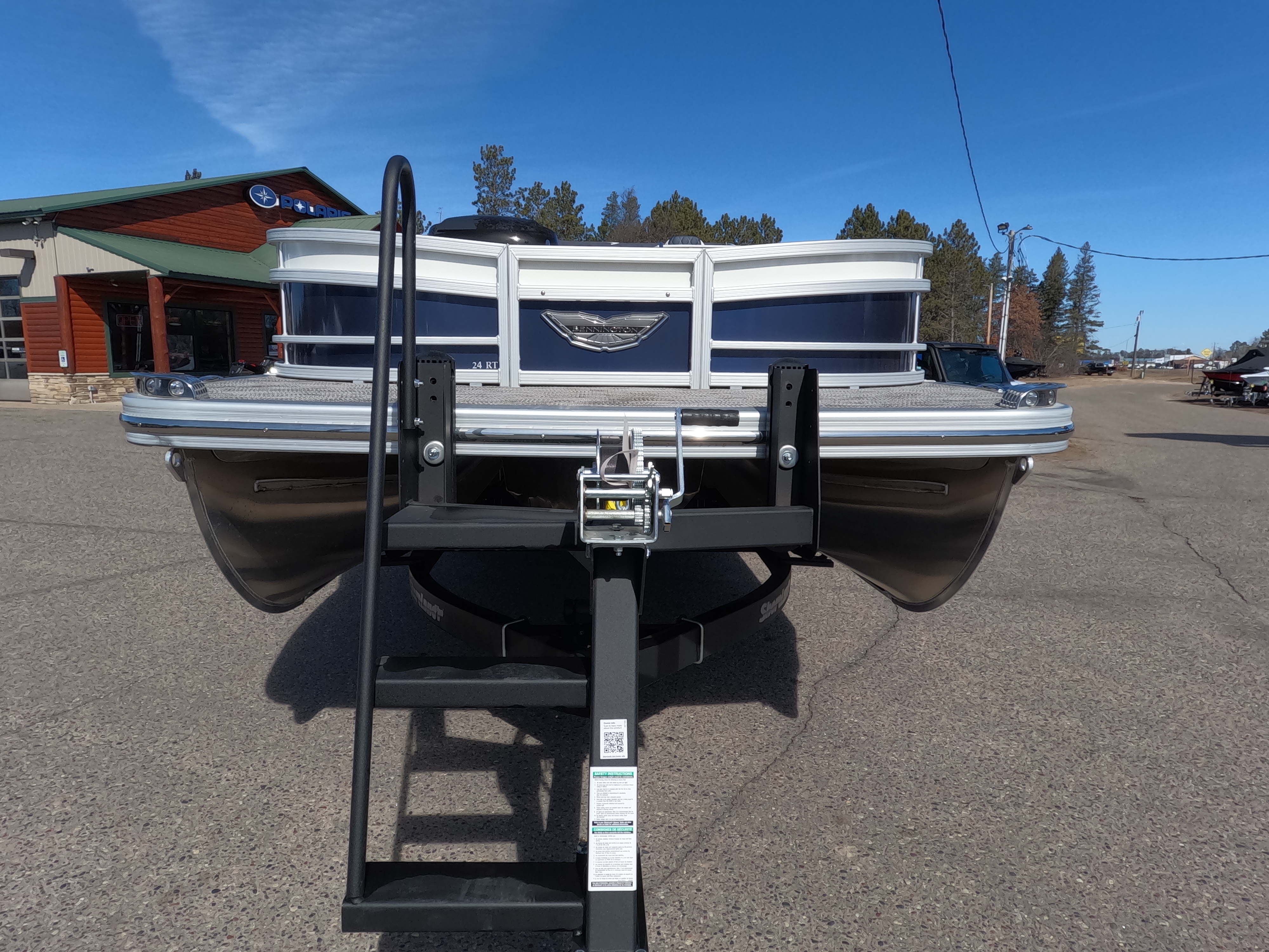 2024 Bennington 24 R - BOWRIDER SWINGBACK - VERADO 300XL - TRITOON - Photo 3