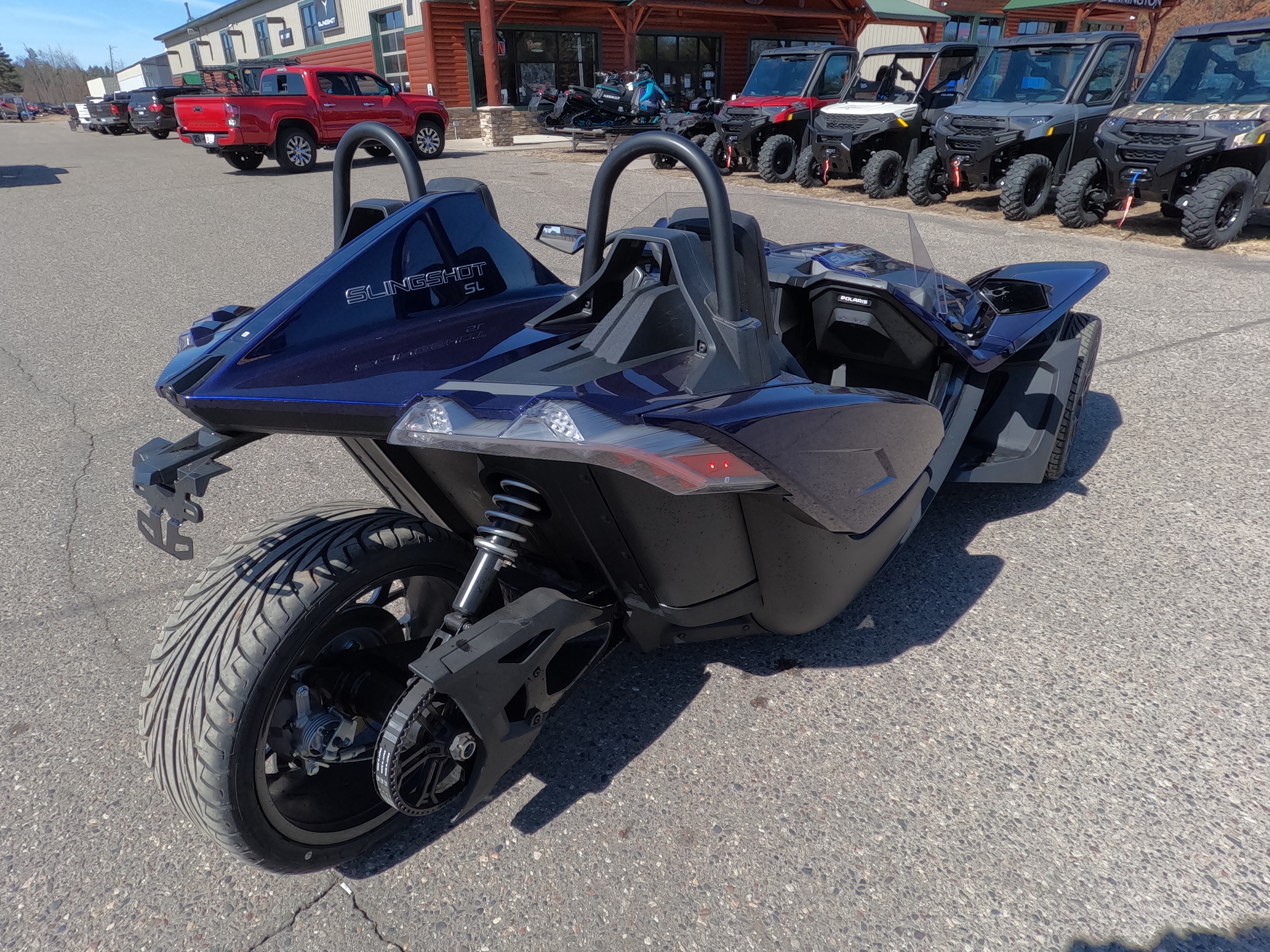 2024 Polaris SLINGSHOT SL MANUAL - Photo 4
