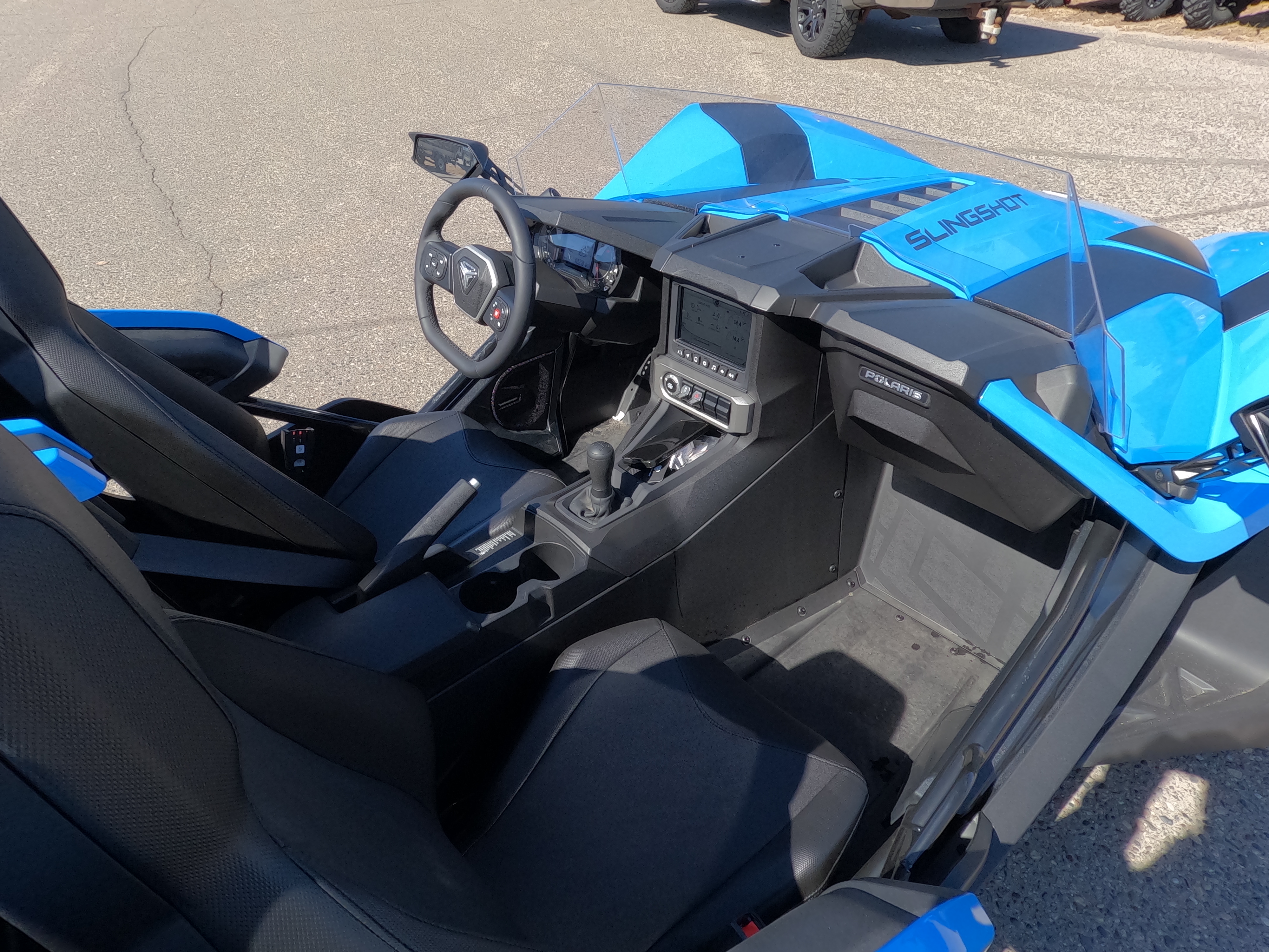 2024 Polaris SLINGSHOT SL MANUAL - BLUE PEARL - Photo 9