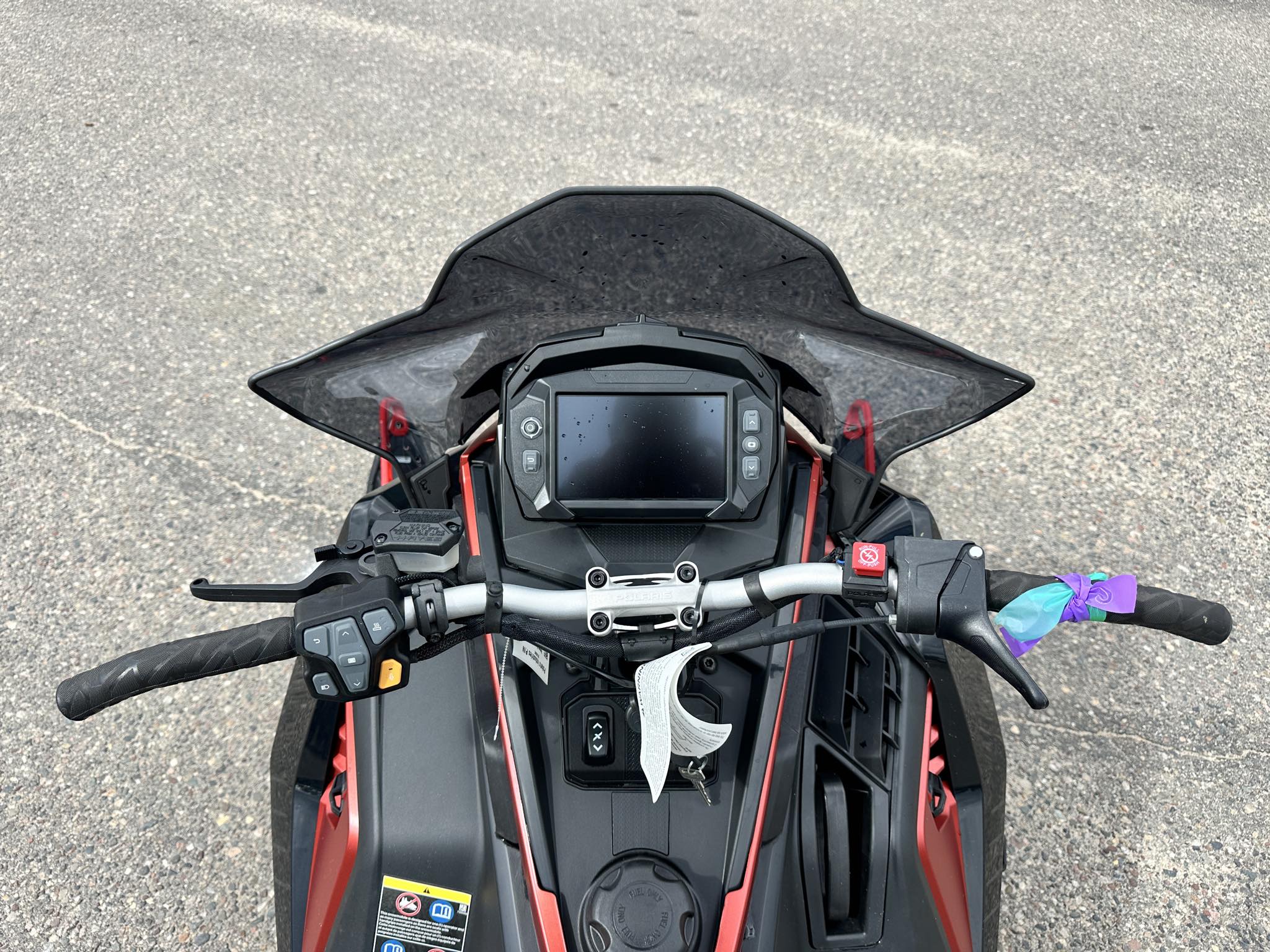 2025 Polaris BOOST INDY VR1 137 DYNAMIX - Photo 7