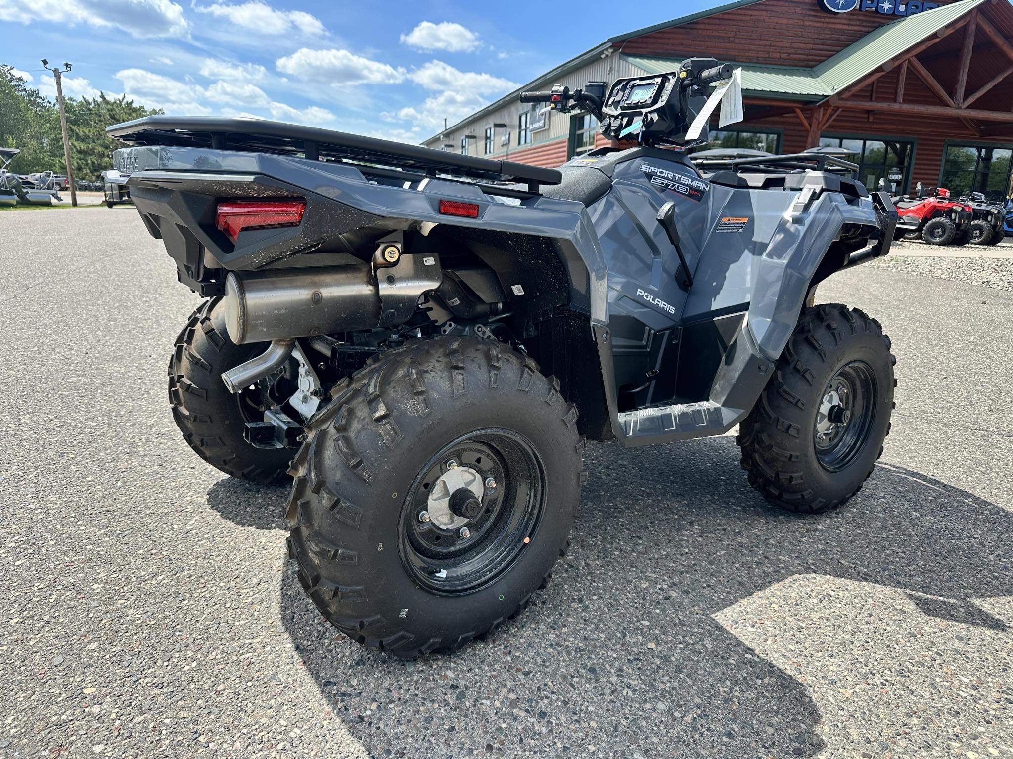 2025 Polaris SPORTSMAN 570 UTILITY HD - Photo 14