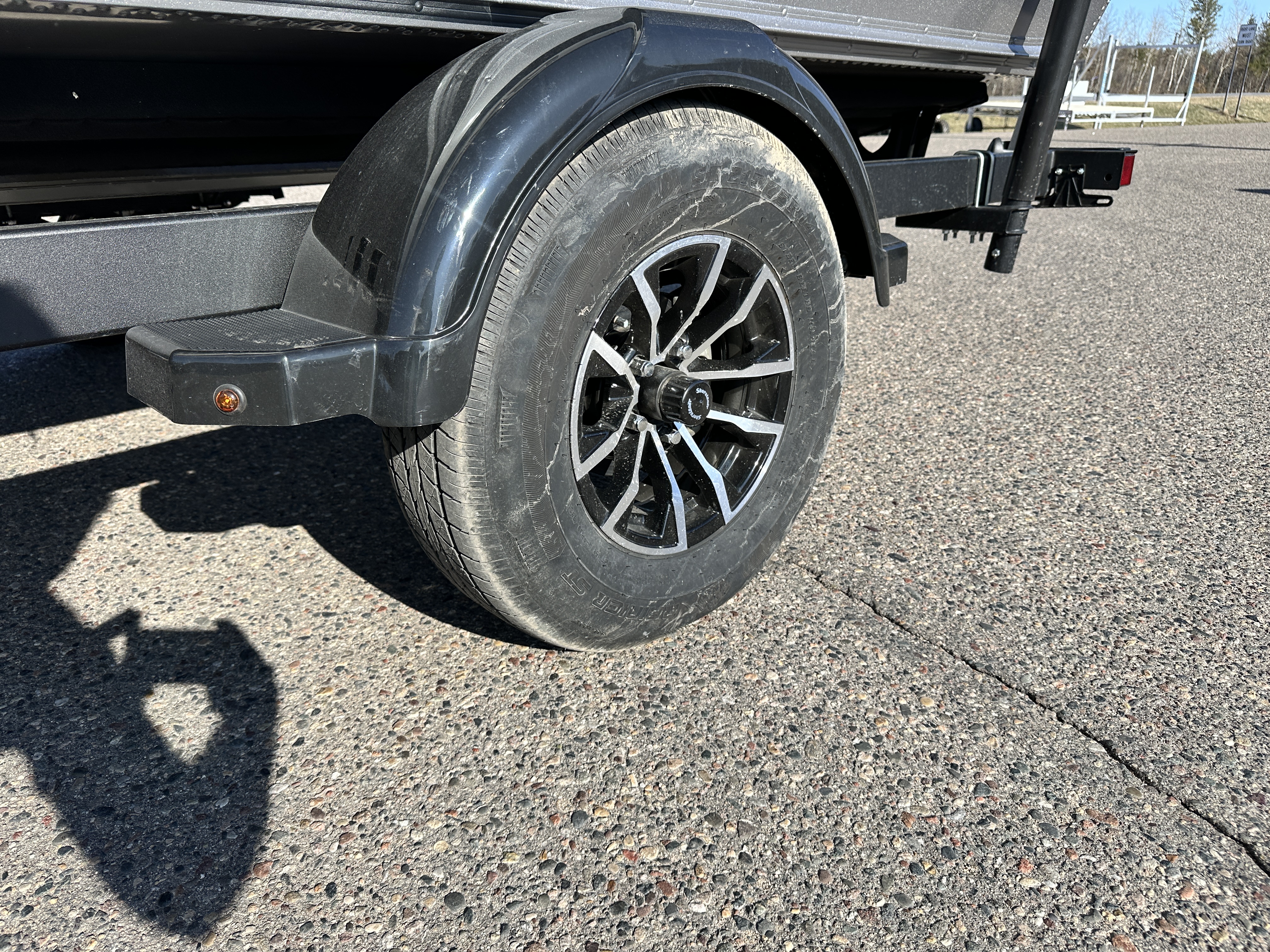 2025 Lund Impact XS 1875 Sport - Photo 9
