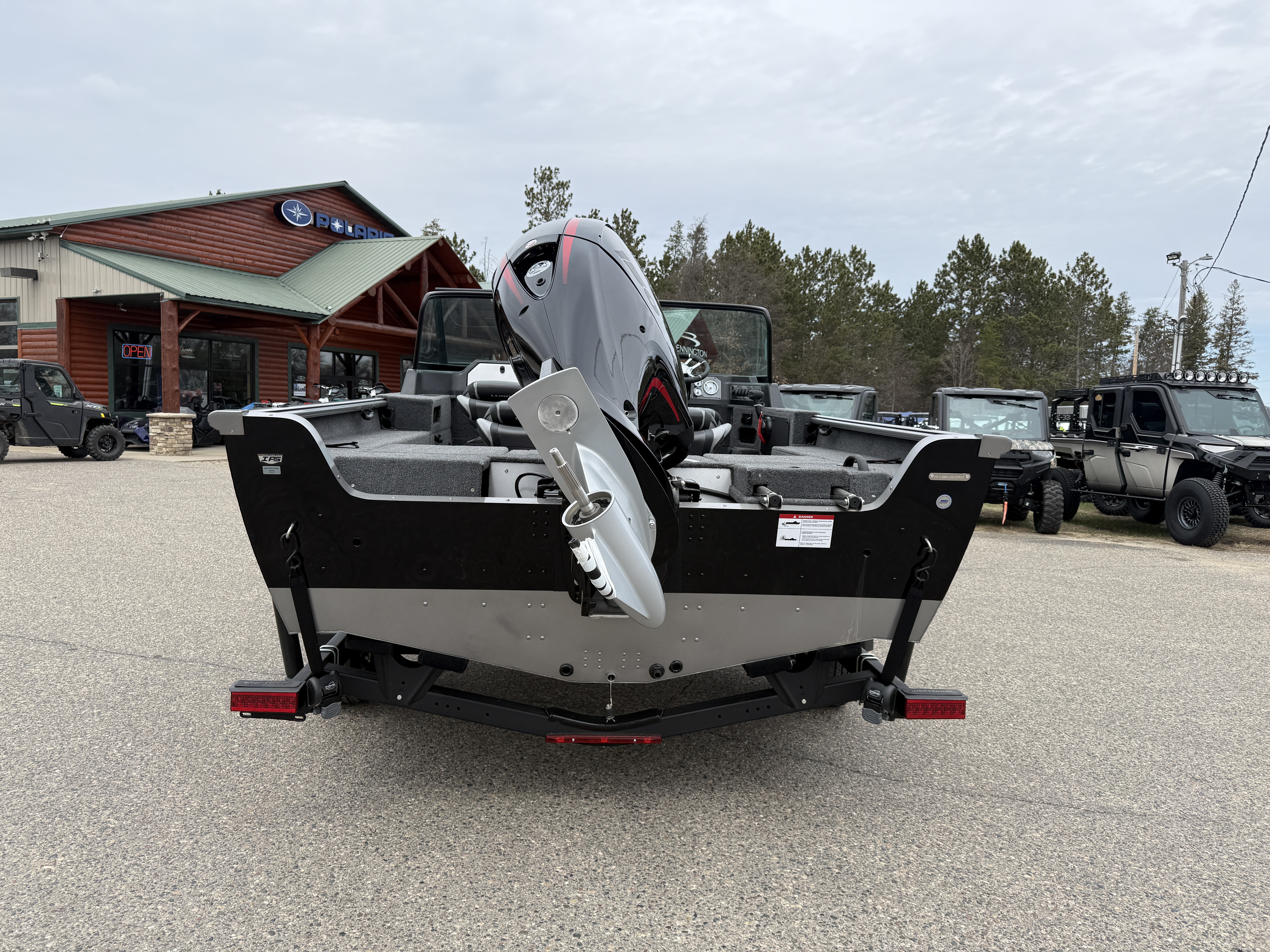 2025 Lund Lund Impact XS 1875 SS - Photo 3