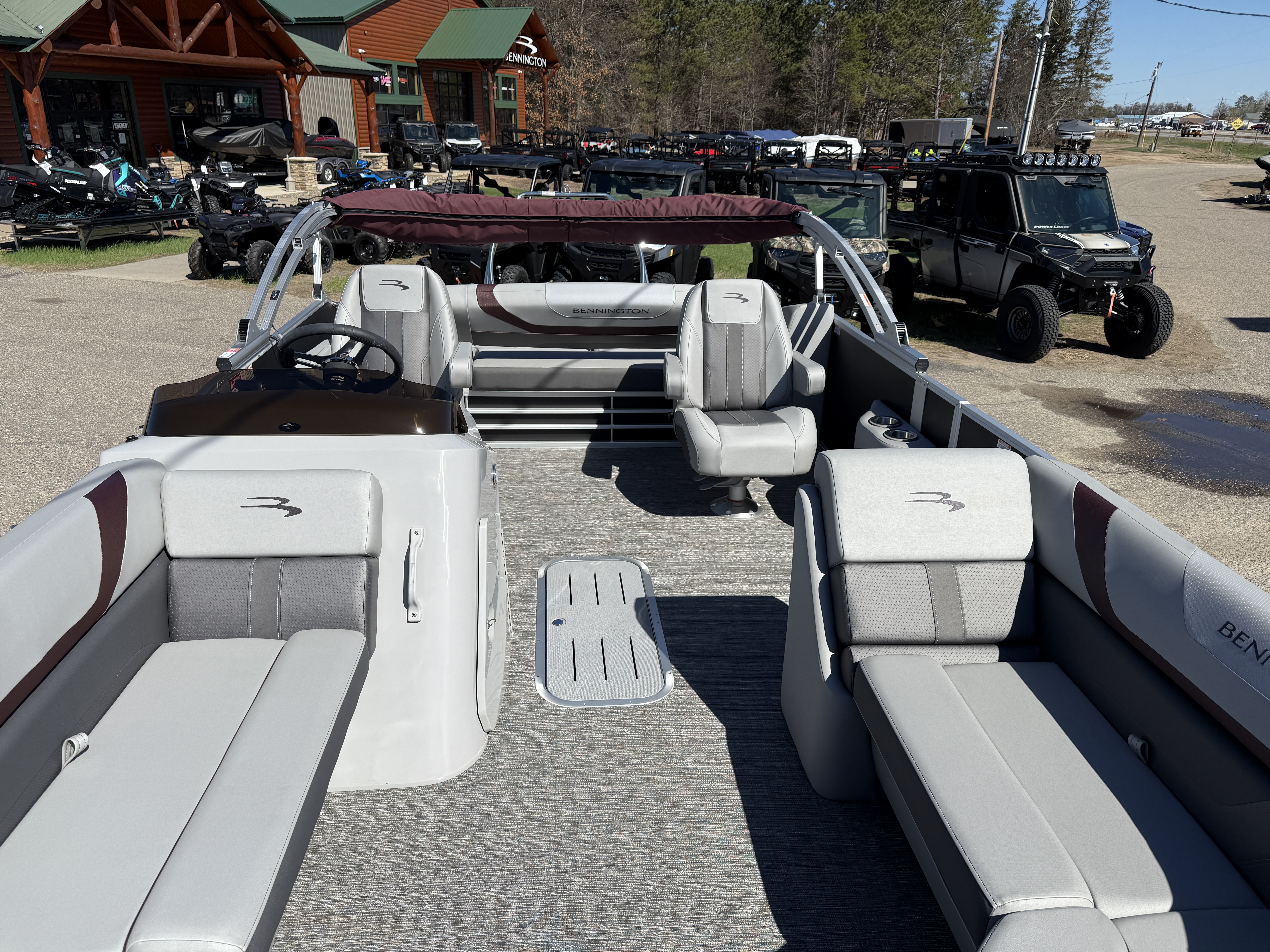2025 Bennington 22 SX - SWINGBACK CO-CAP SPS - w/F150XC - TRI - Photo 9