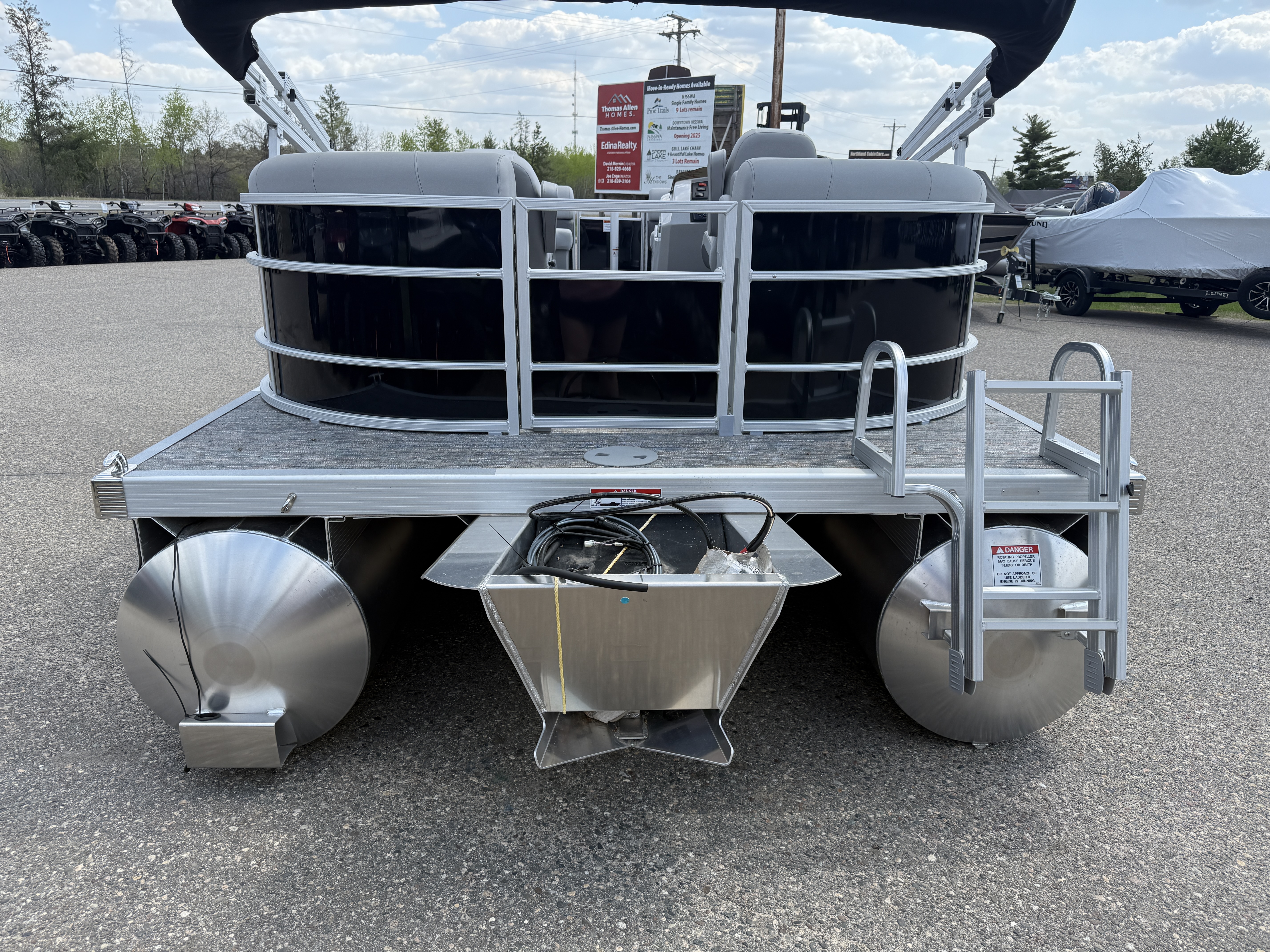 2025 Bennington 22 SX - STERN RADIUS EXPRESS - w/T50LB - Photo 8