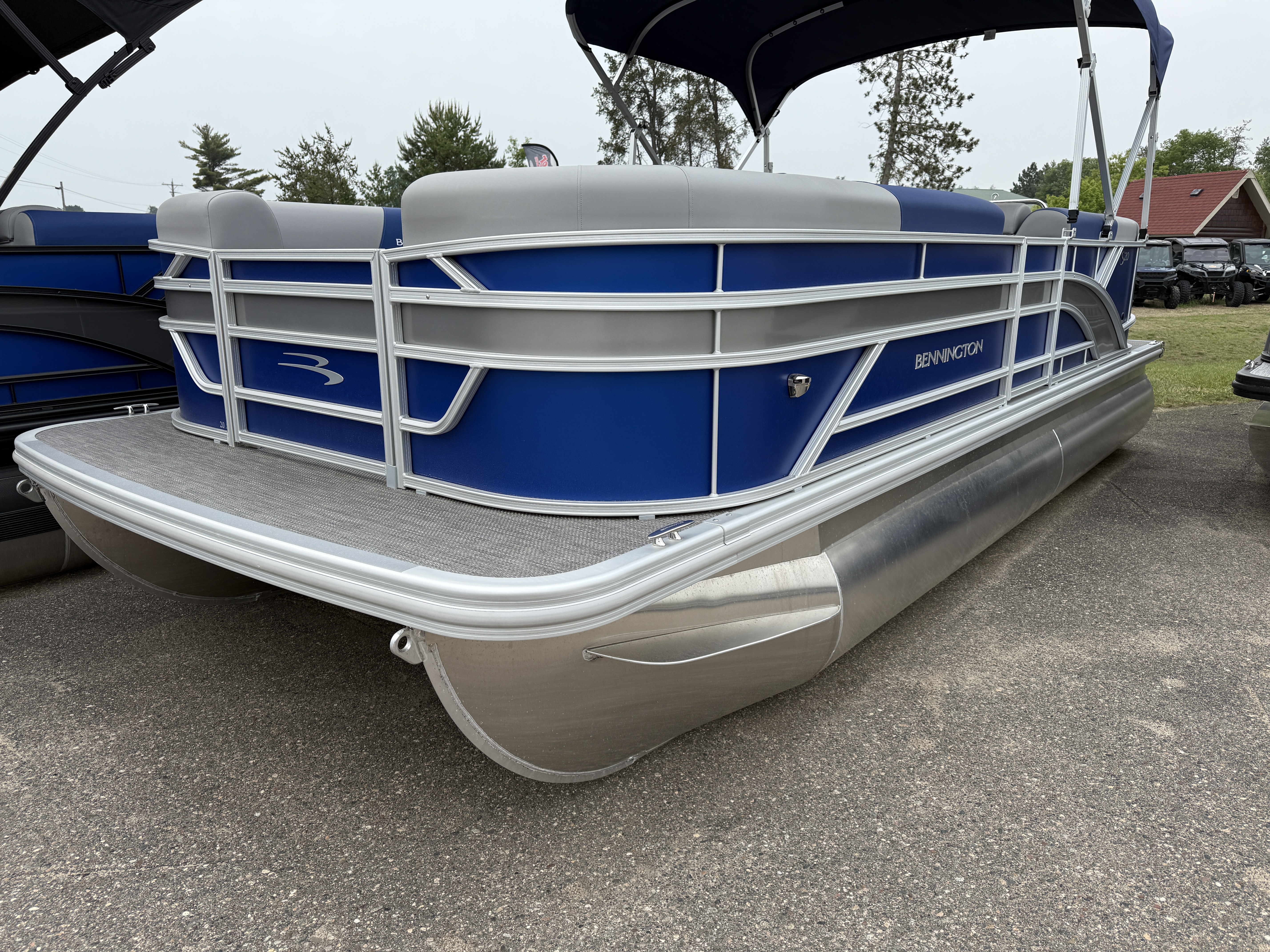 2024 Bennington 20 S - STERN RADIUS - 90LCT4S