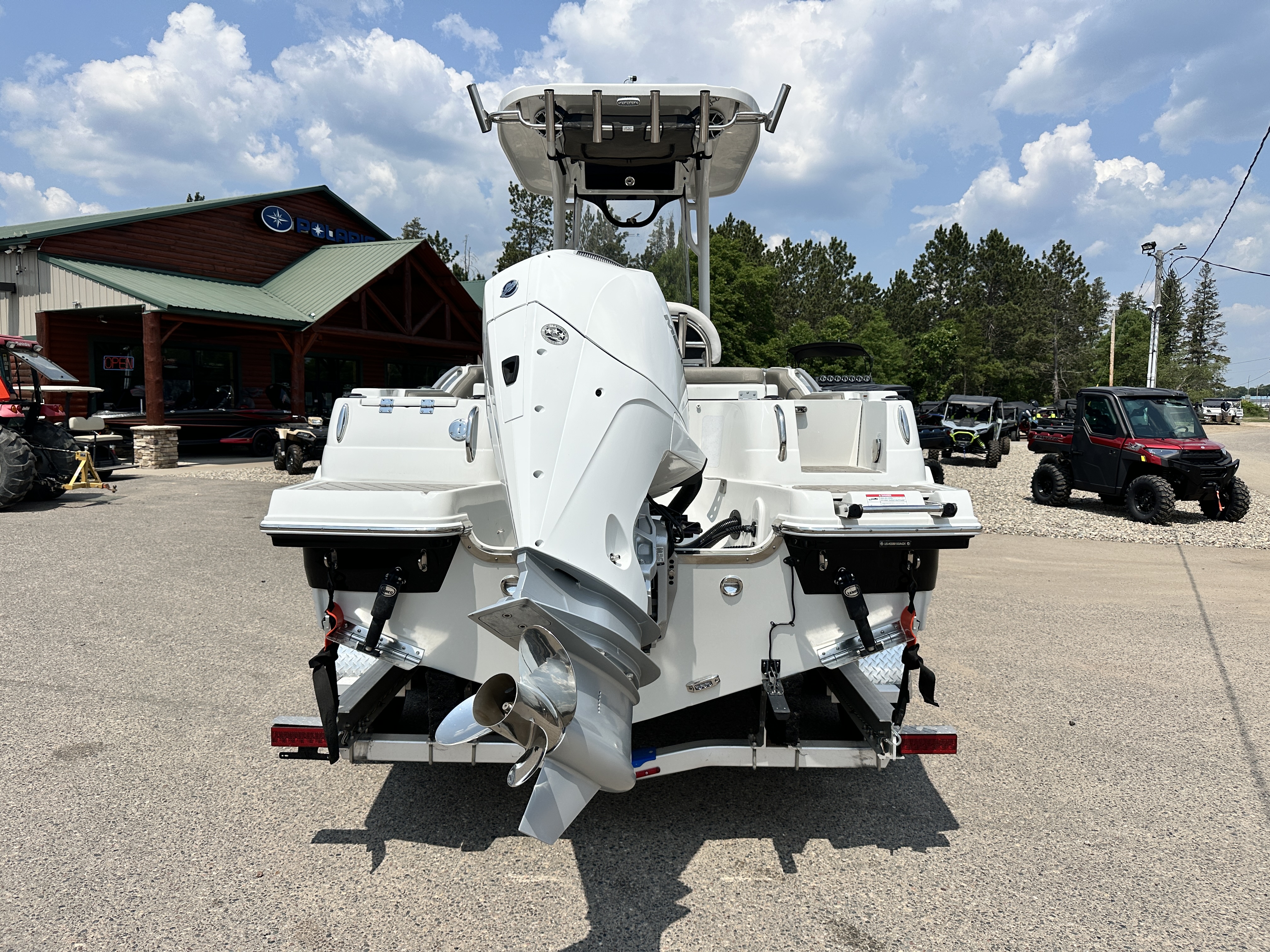 2024 Finseeker 220 Center Console - Photo 3