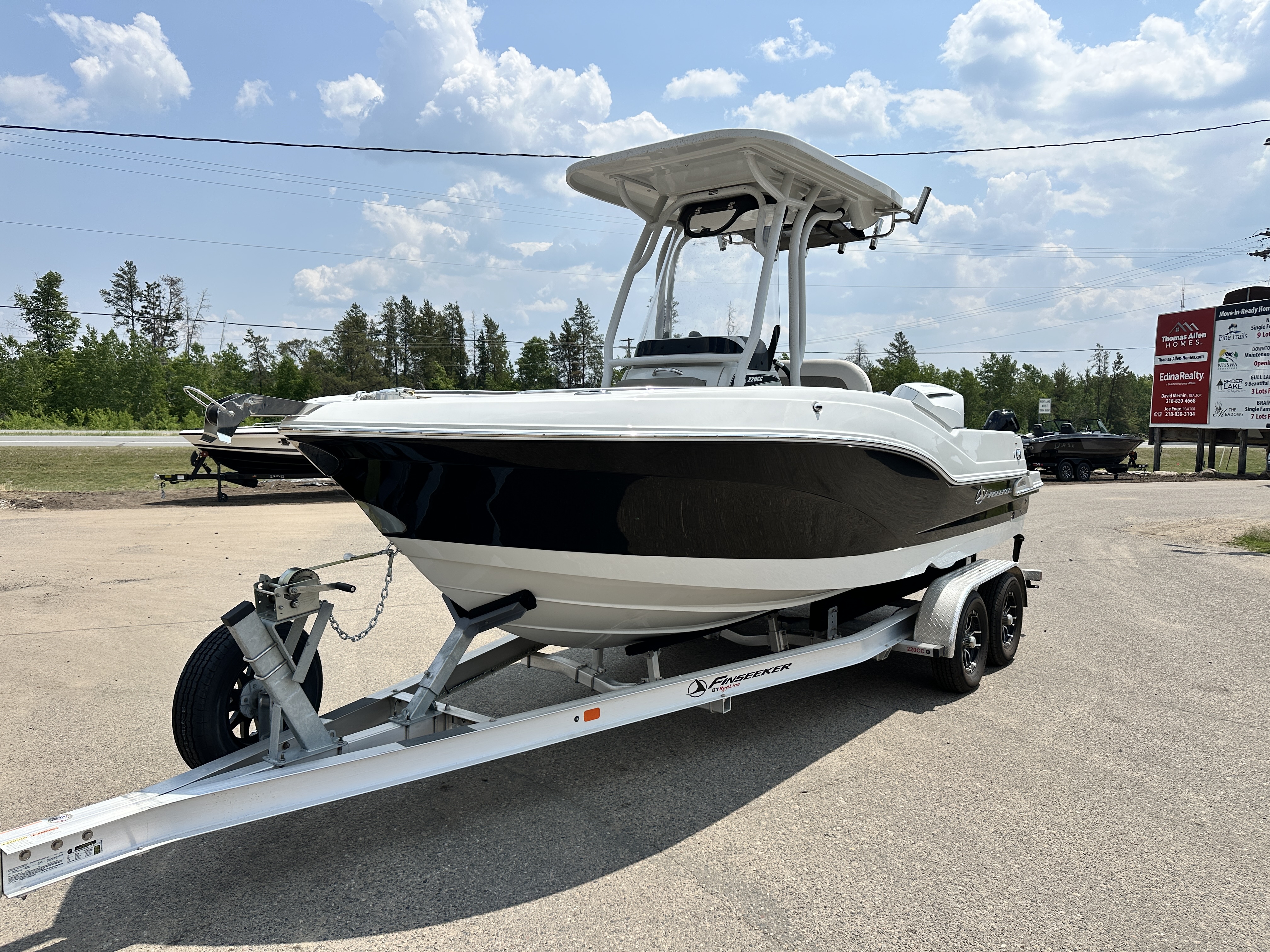 2024 Finseeker 220 Center Console - Photo 7