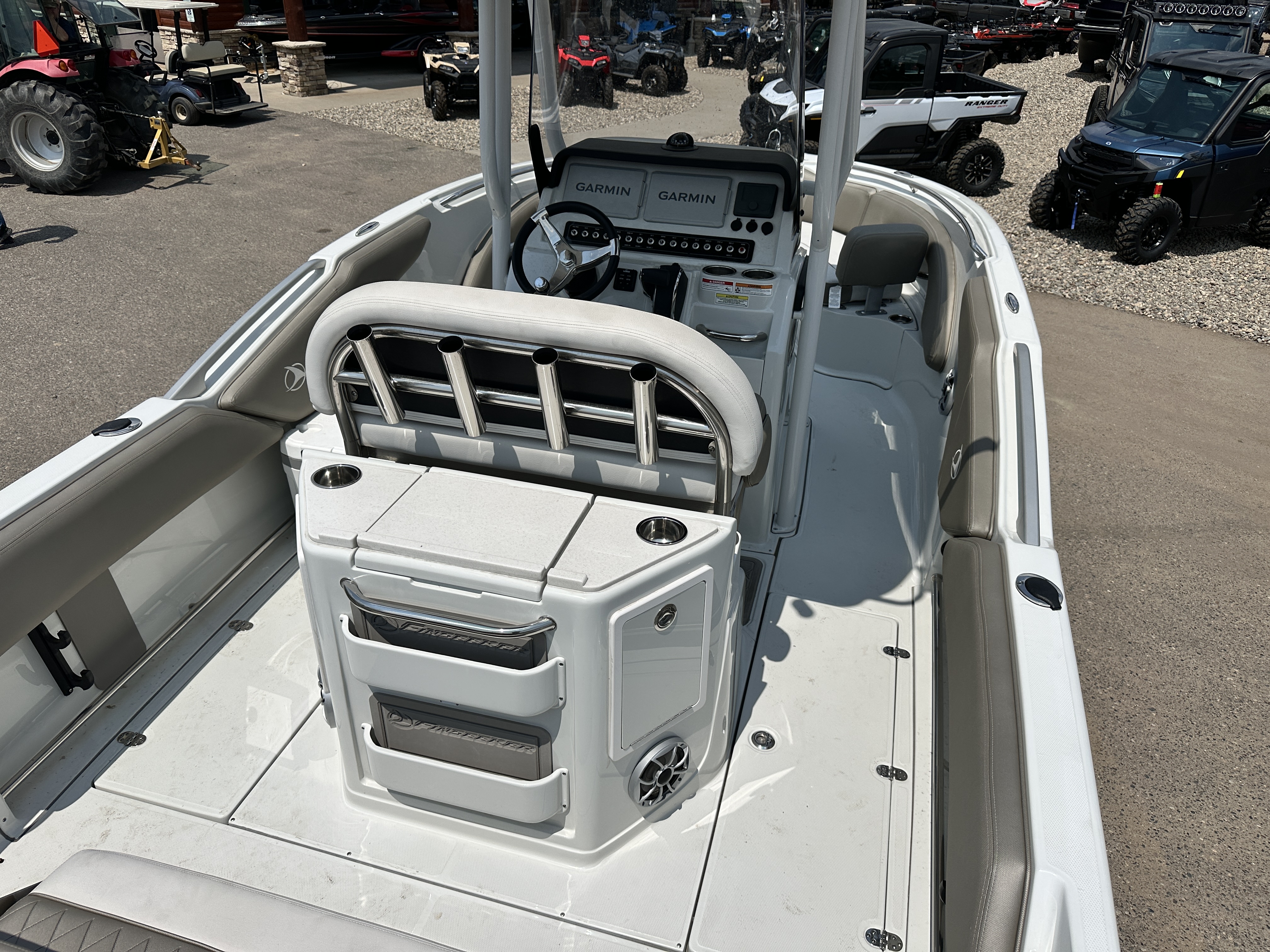 2024 Finseeker 220 Center Console - Photo 10