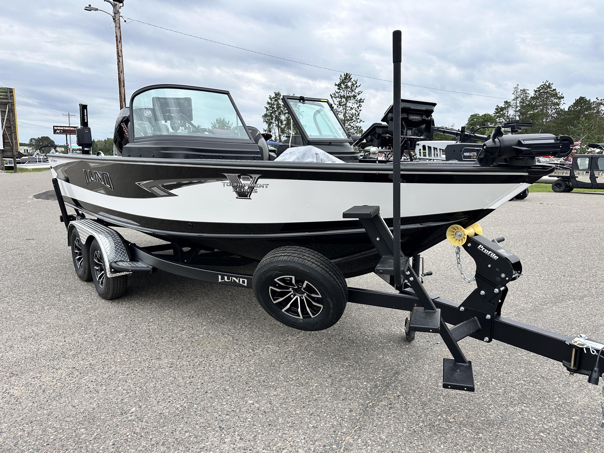 2025 Lund 1975 PRO V - Photo 10