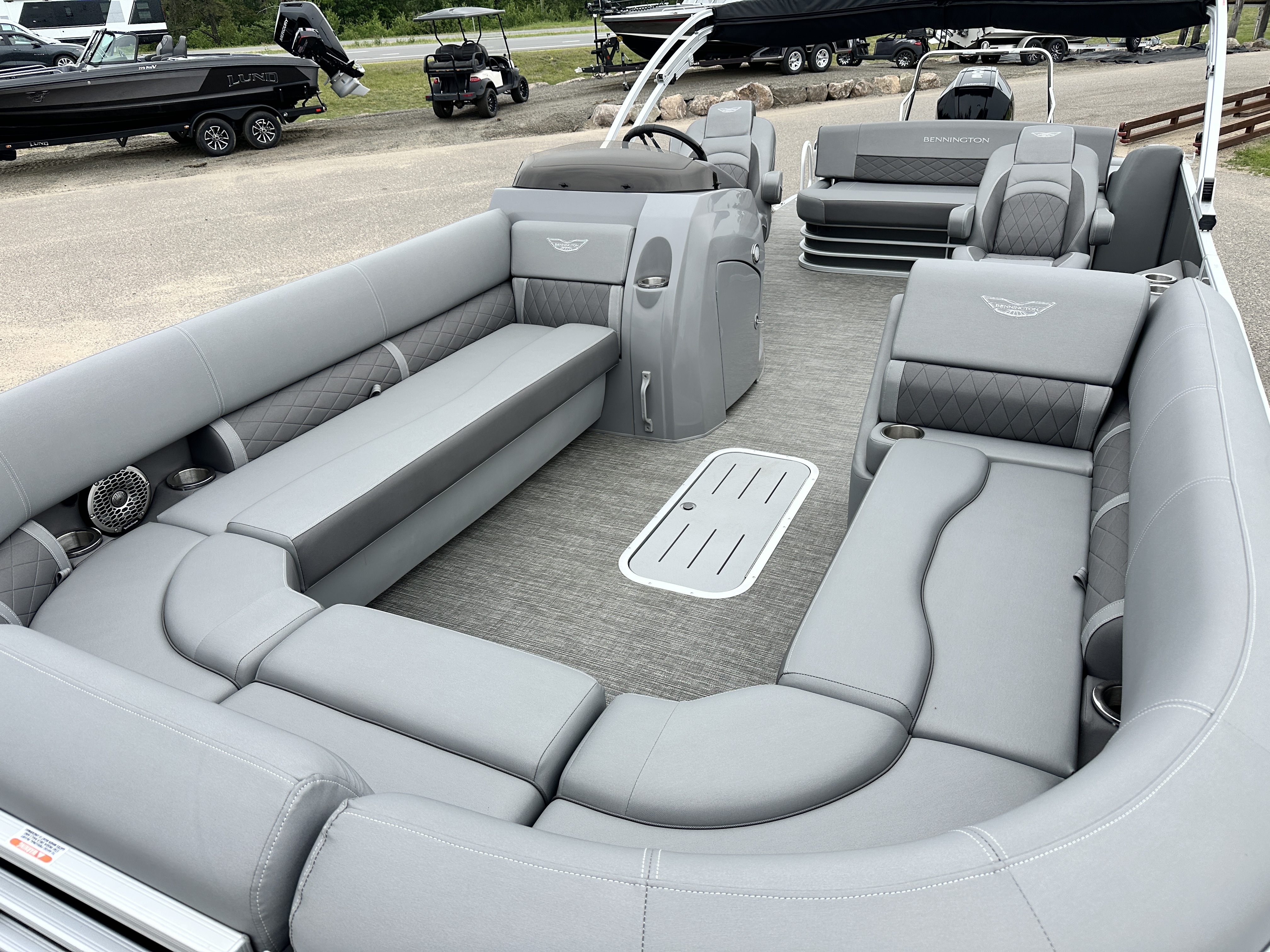 2024 Bennington 25 LSB W/ 300 MERC - Photo 8